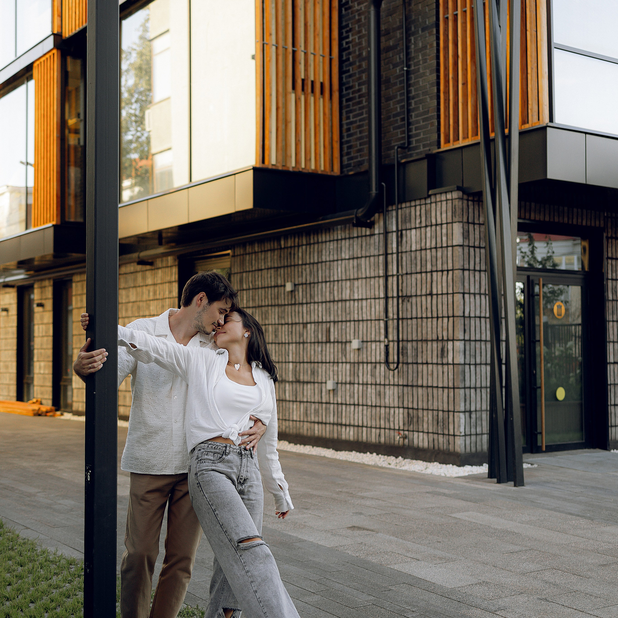 Летним теплым вечером