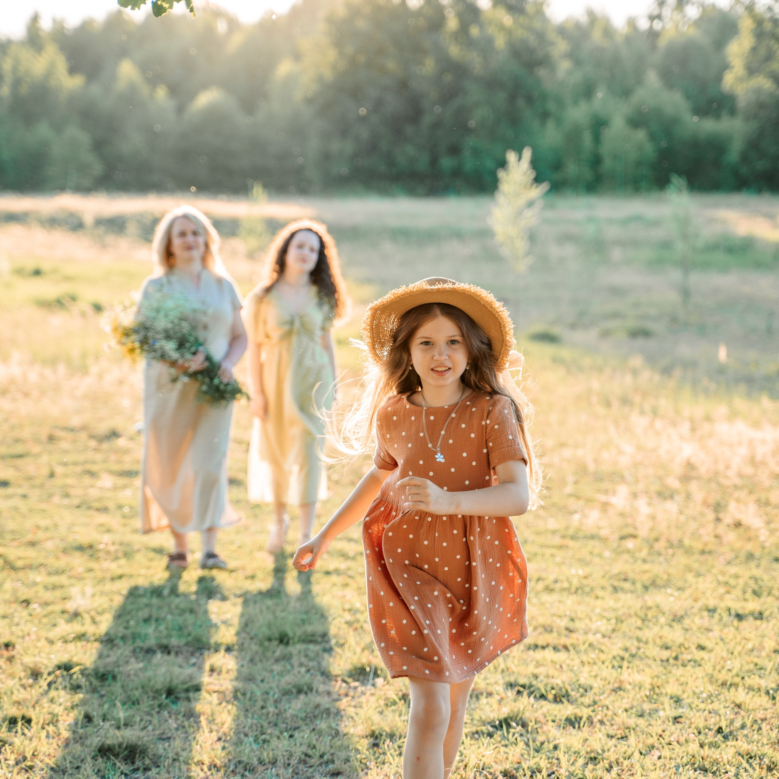 Семейная прогулка