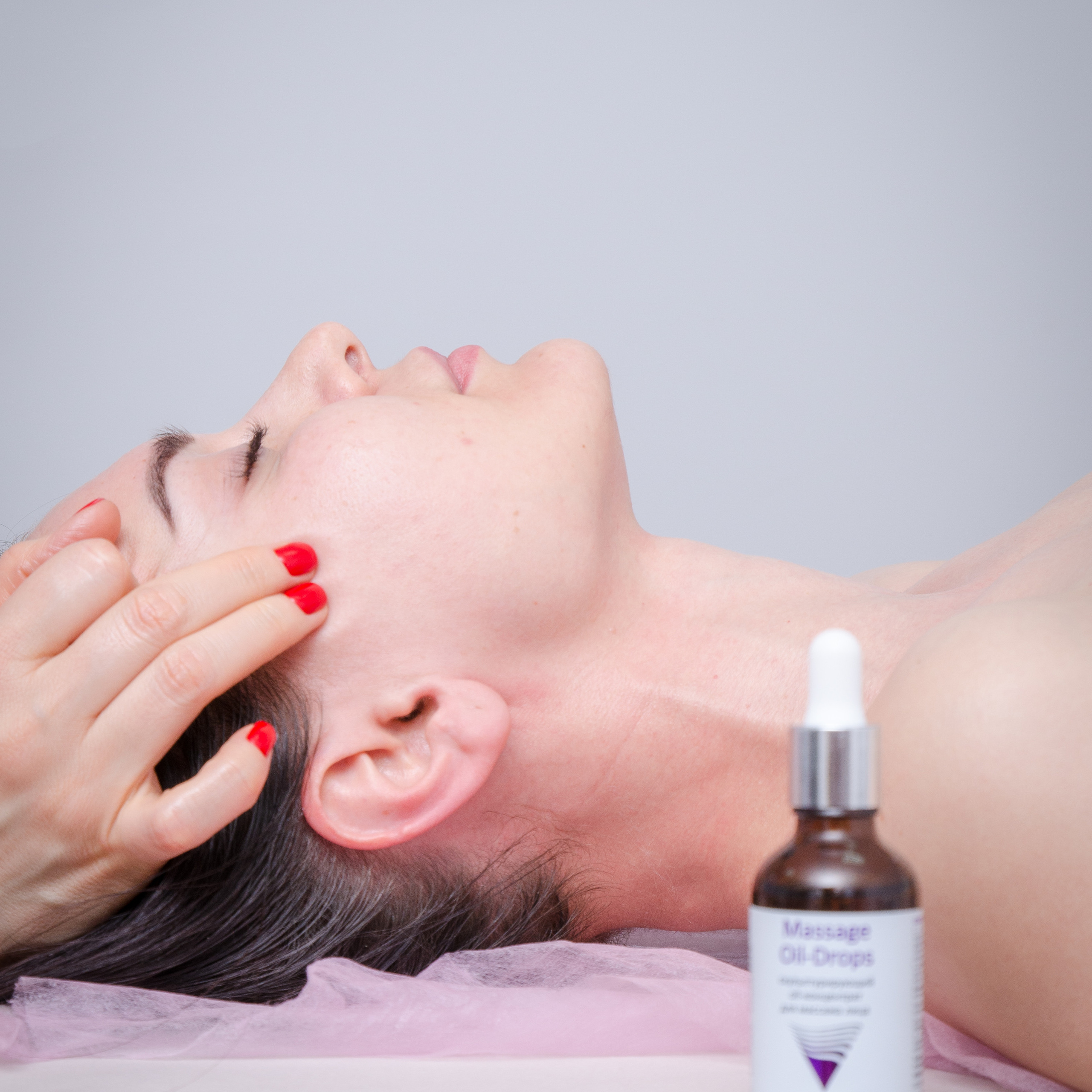 Студия аппаратной косметологии. Рекламный, предметный и фуд-фотограф в Ставрополе Ворнавской Евгений