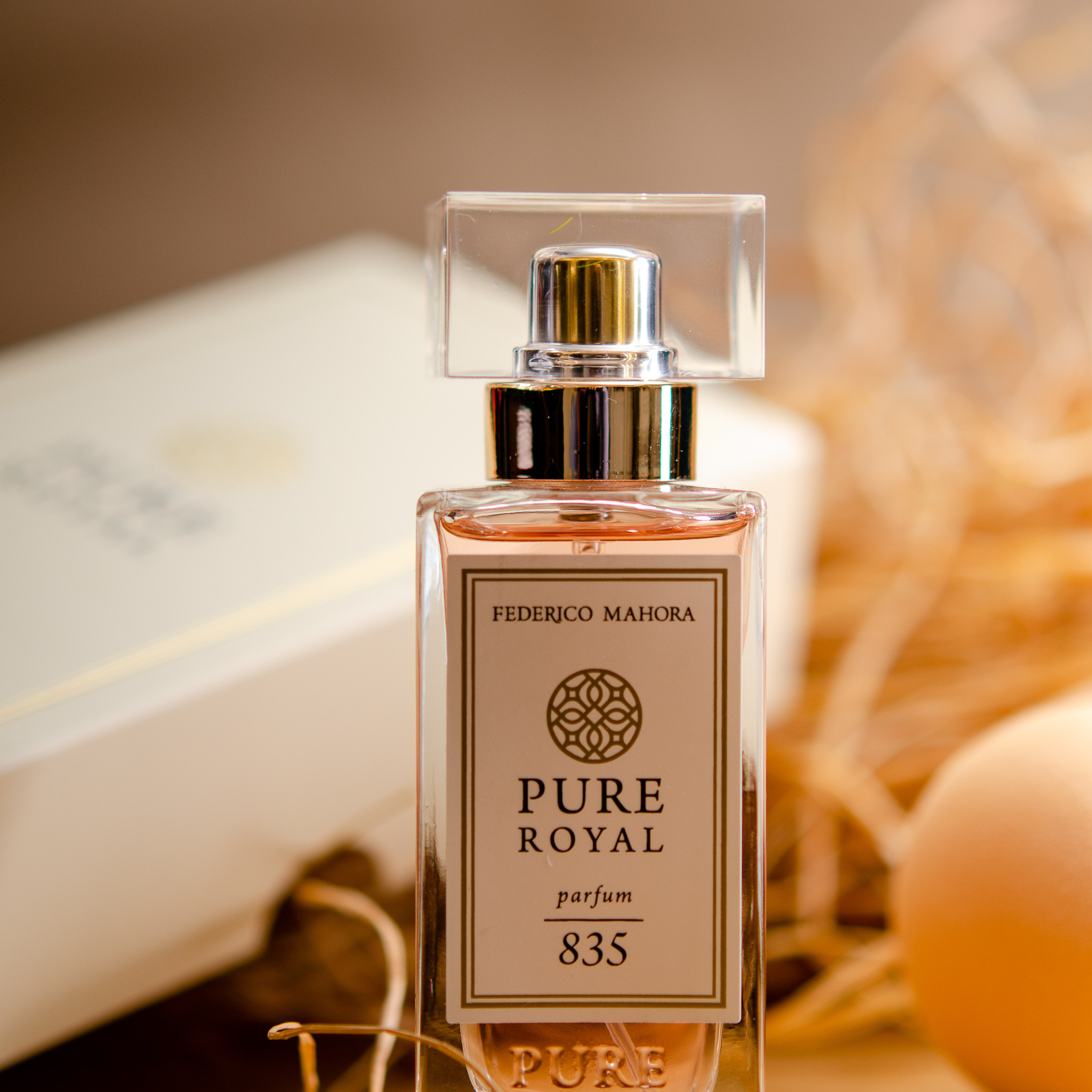 Духи женские. Рекламный, предметный и фуд-фотограф в Ставрополе Ворнавской Евгений