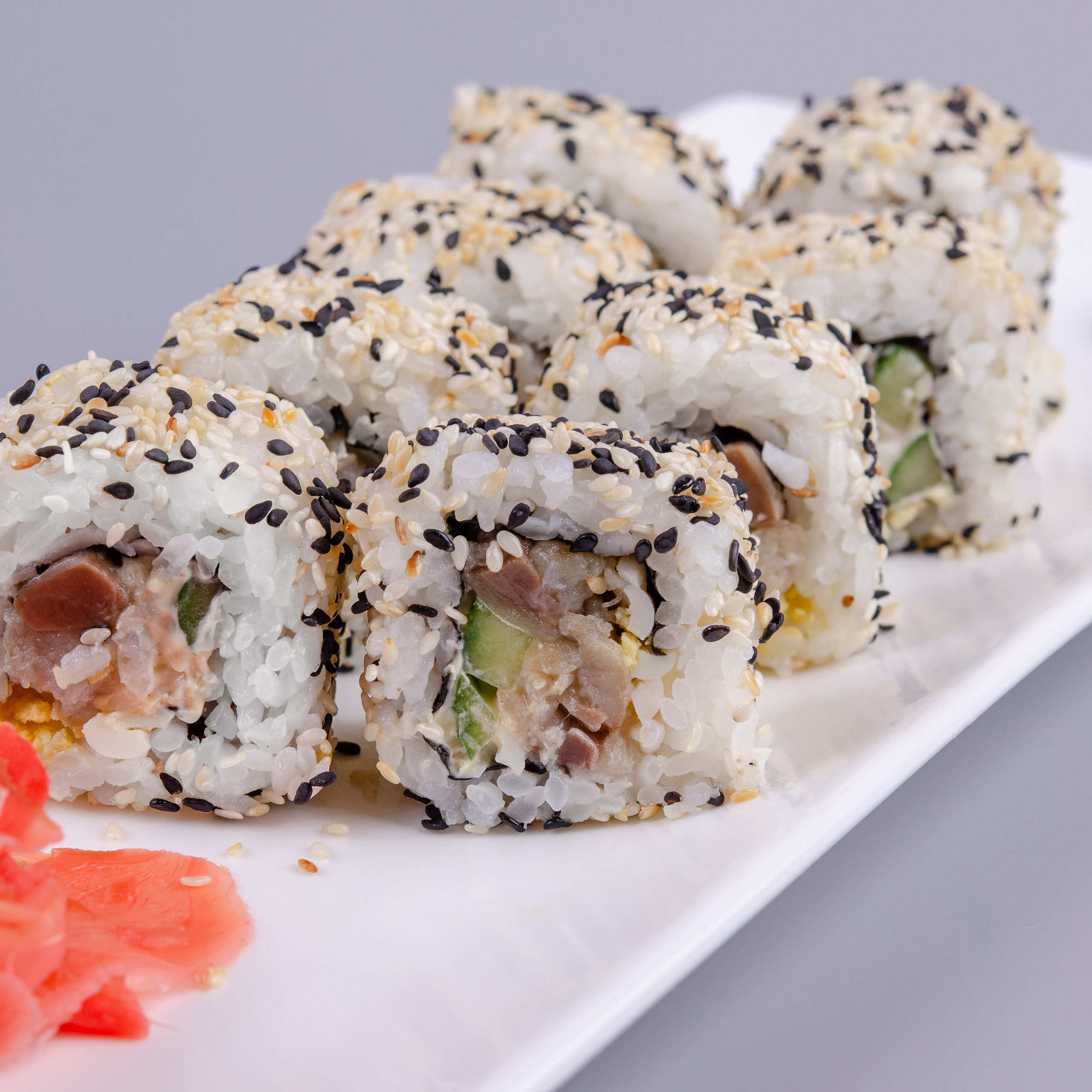 Роллы, суши, гунканы. Рекламный, предметный и фуд-фотограф в Ставрополе Ворнавской Евгений