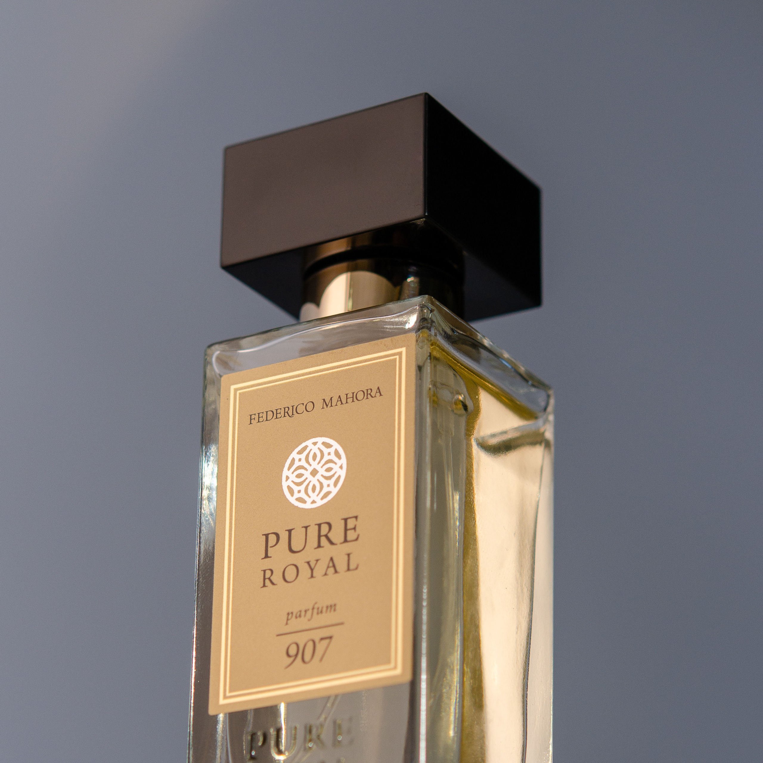 Духи женские. Рекламный, предметный и фуд-фотограф в Ставрополе Ворнавской Евгений