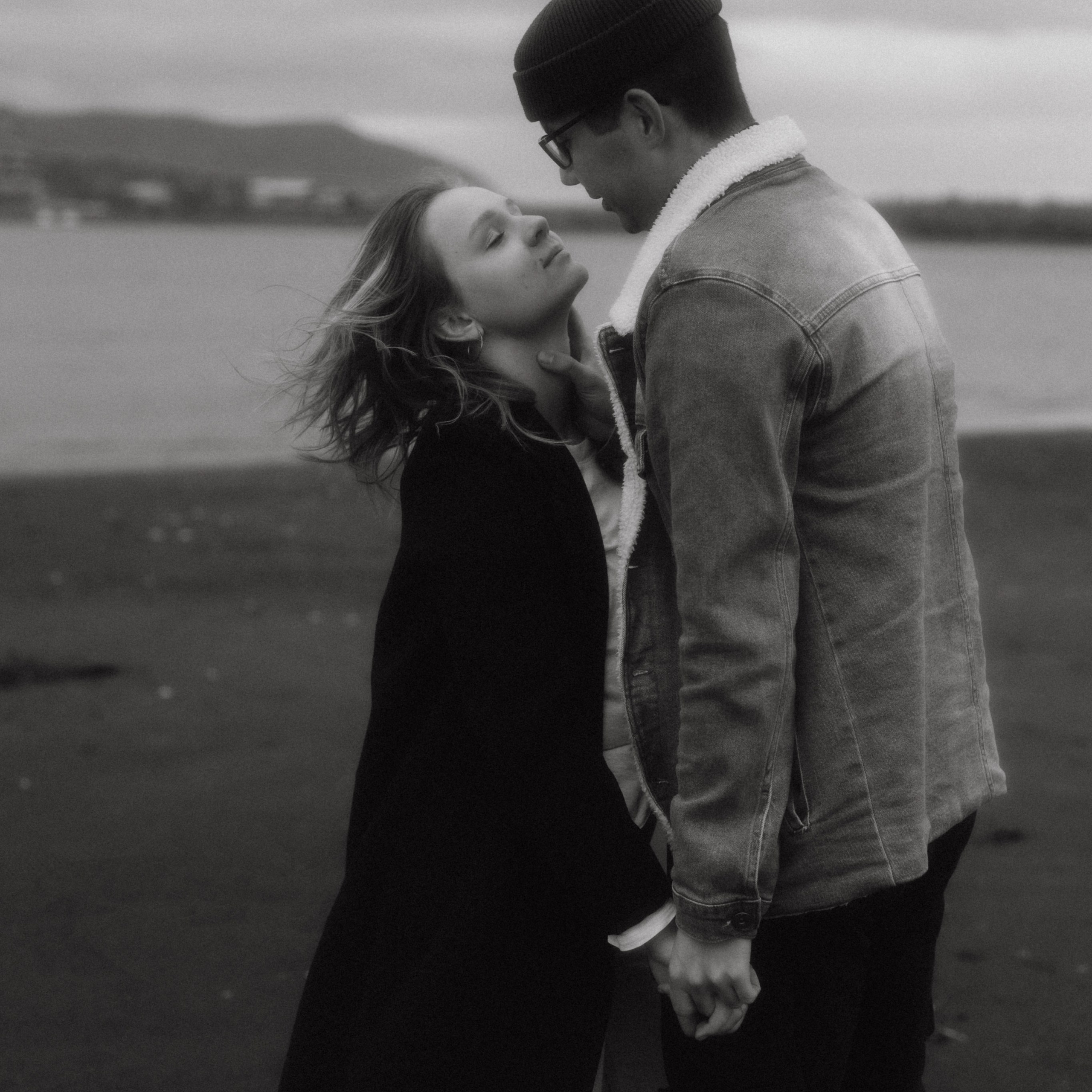 Love story на берегу реки