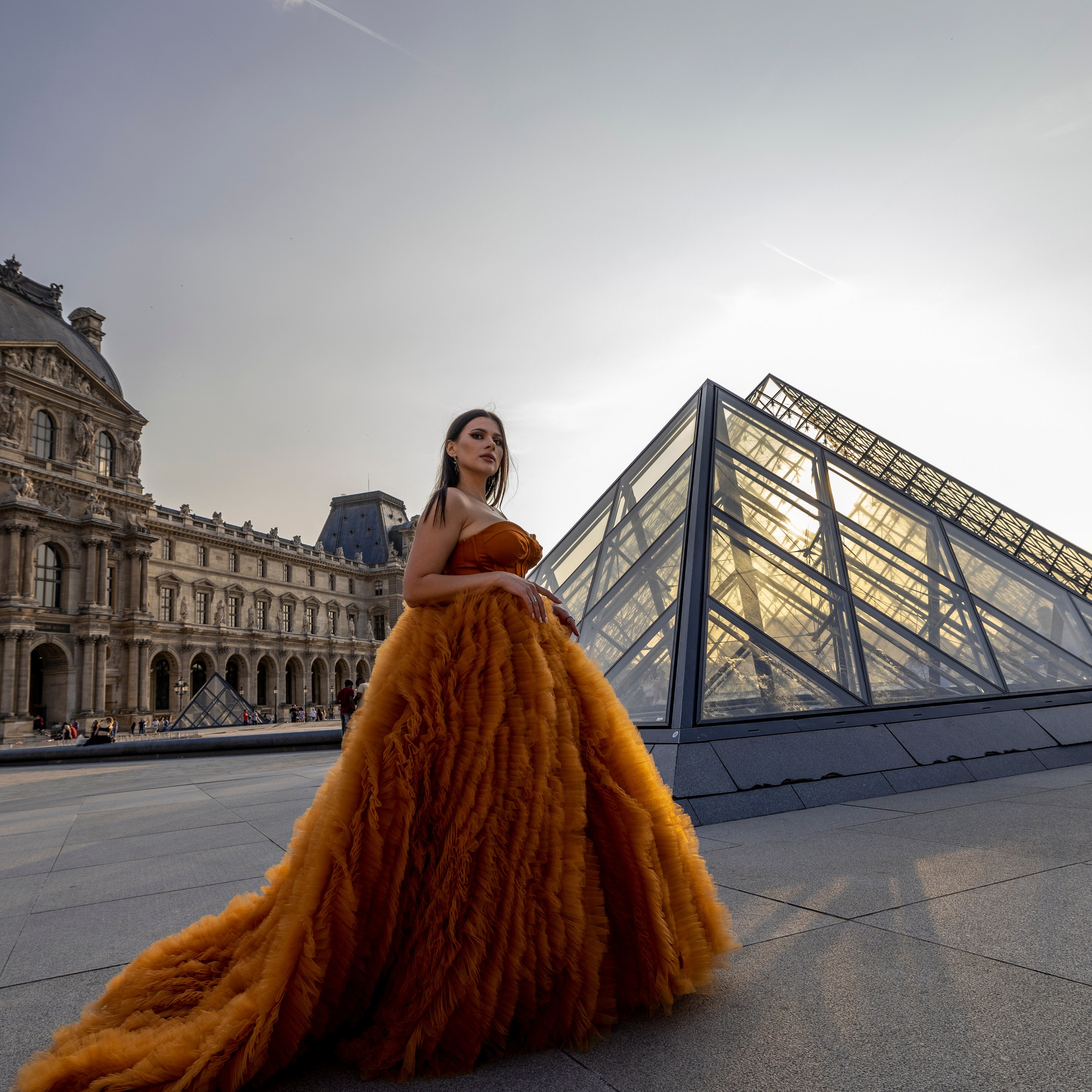 Deposit for a photo session. Director — Photo & Video Paris