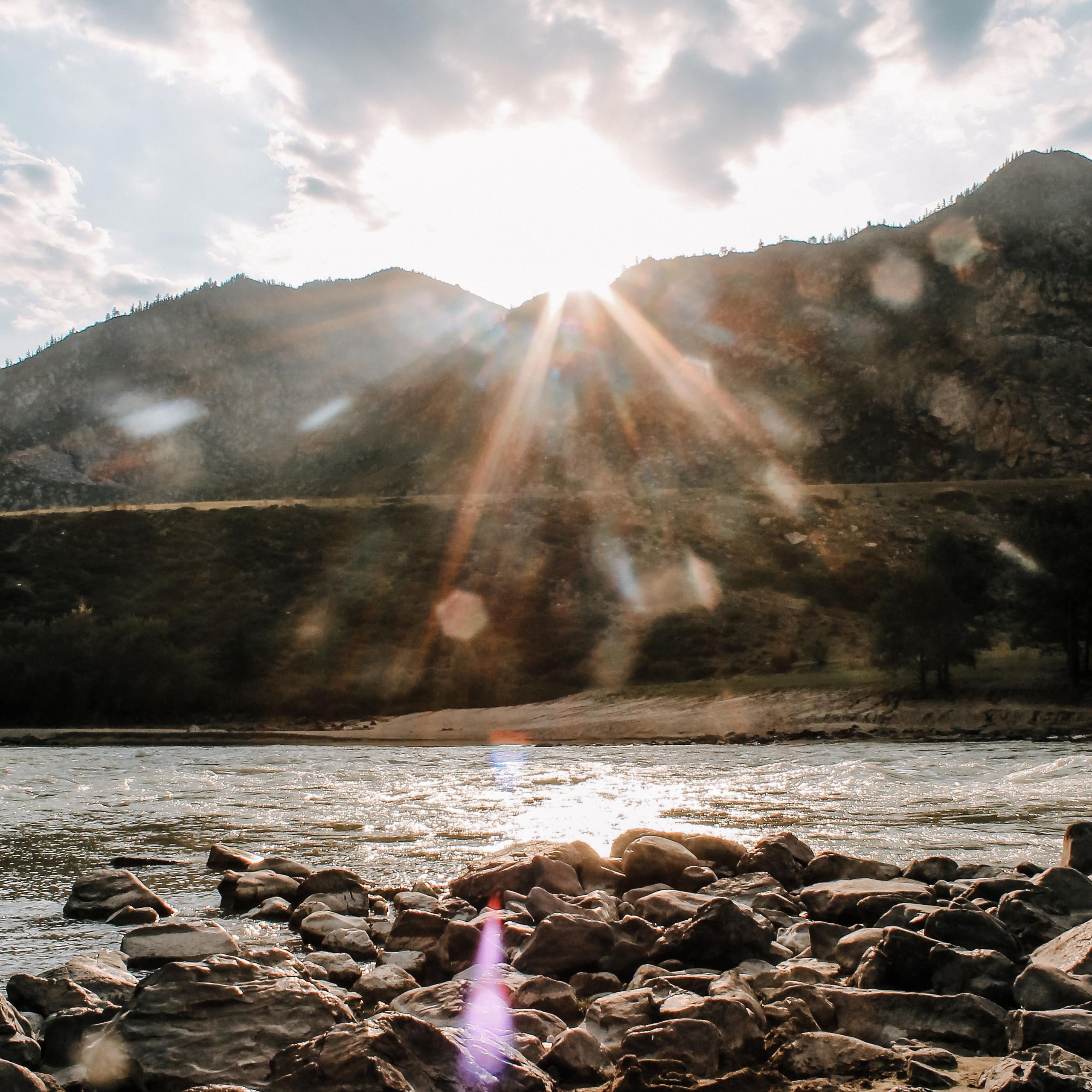 Съемка контента для бизнеса. Студия контента «СВОЕ МЕСТО»