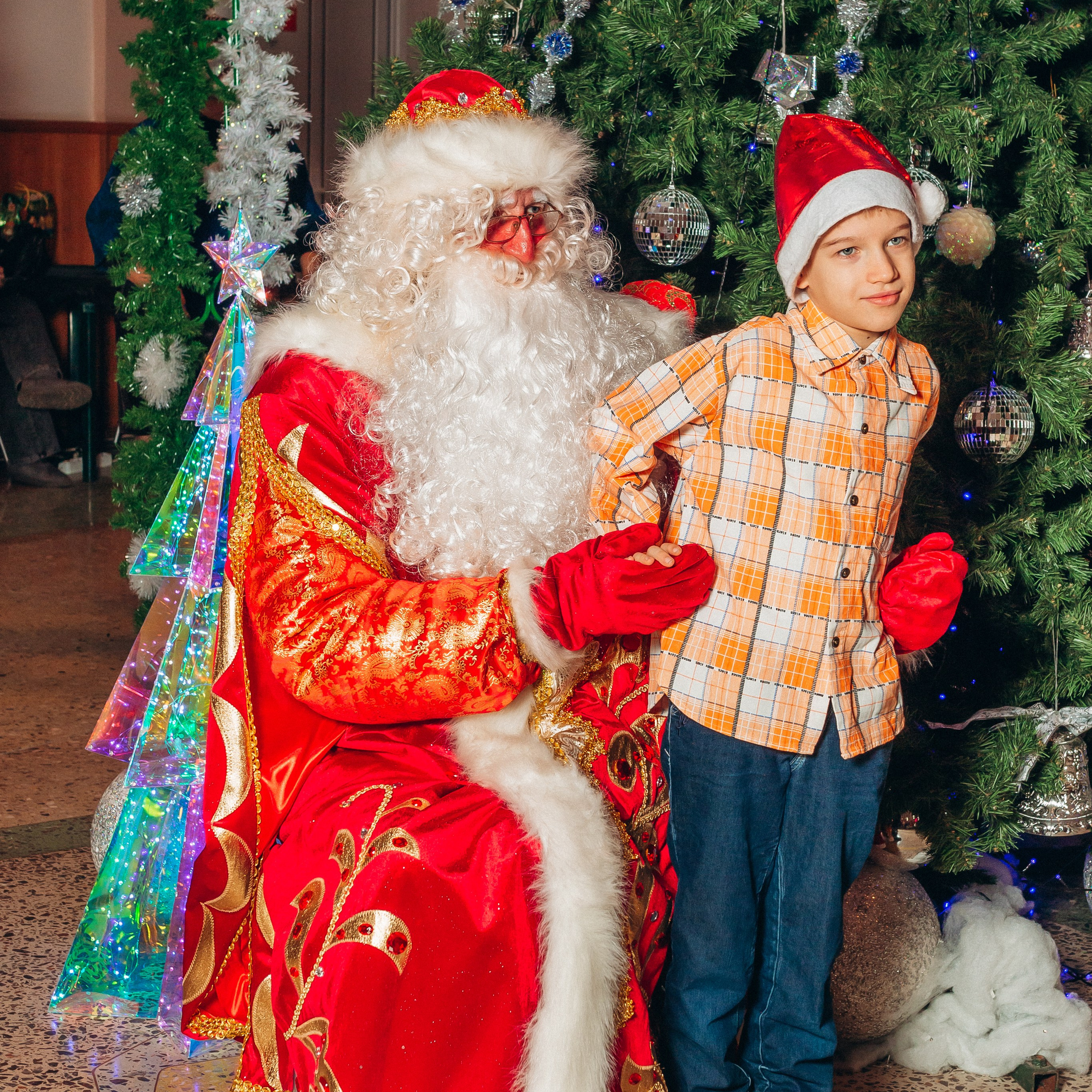 Новогодние чудеса с БЕТСИТИ: Подарки, улыбки и волшебство!