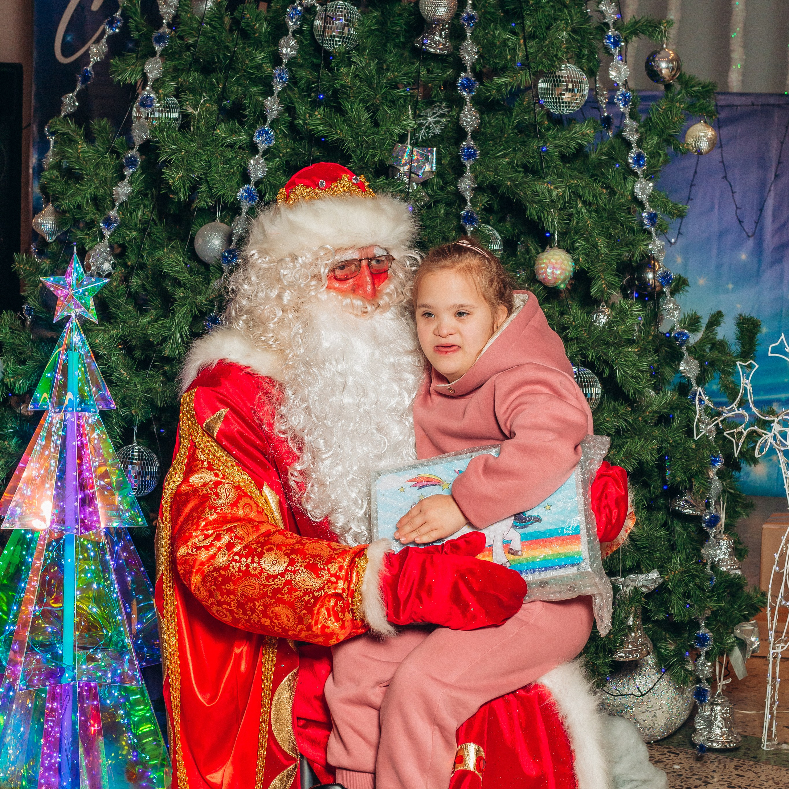 Новогодние чудеса с БЕТСИТИ: Подарки, улыбки и волшебство!