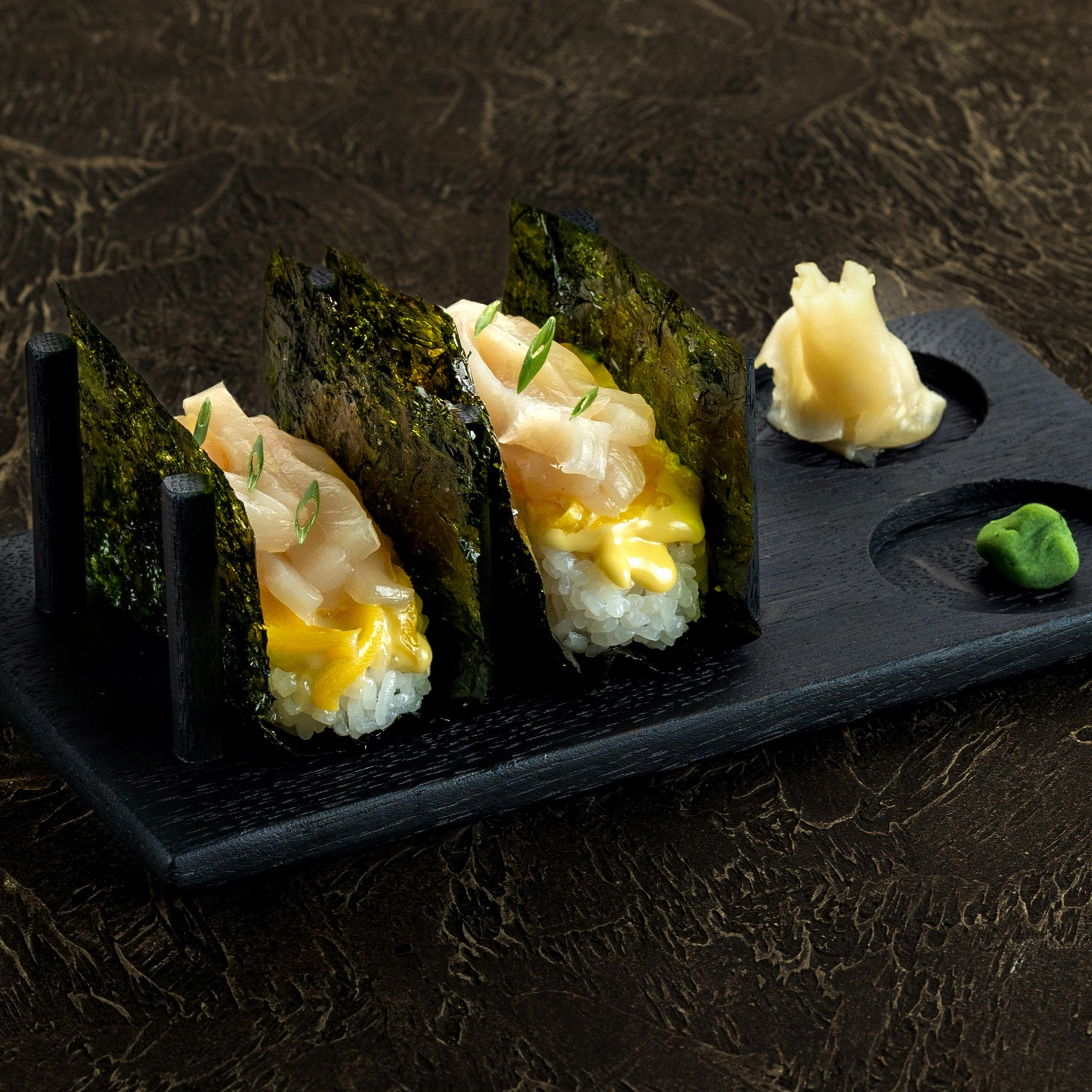 Роллы и суши фото