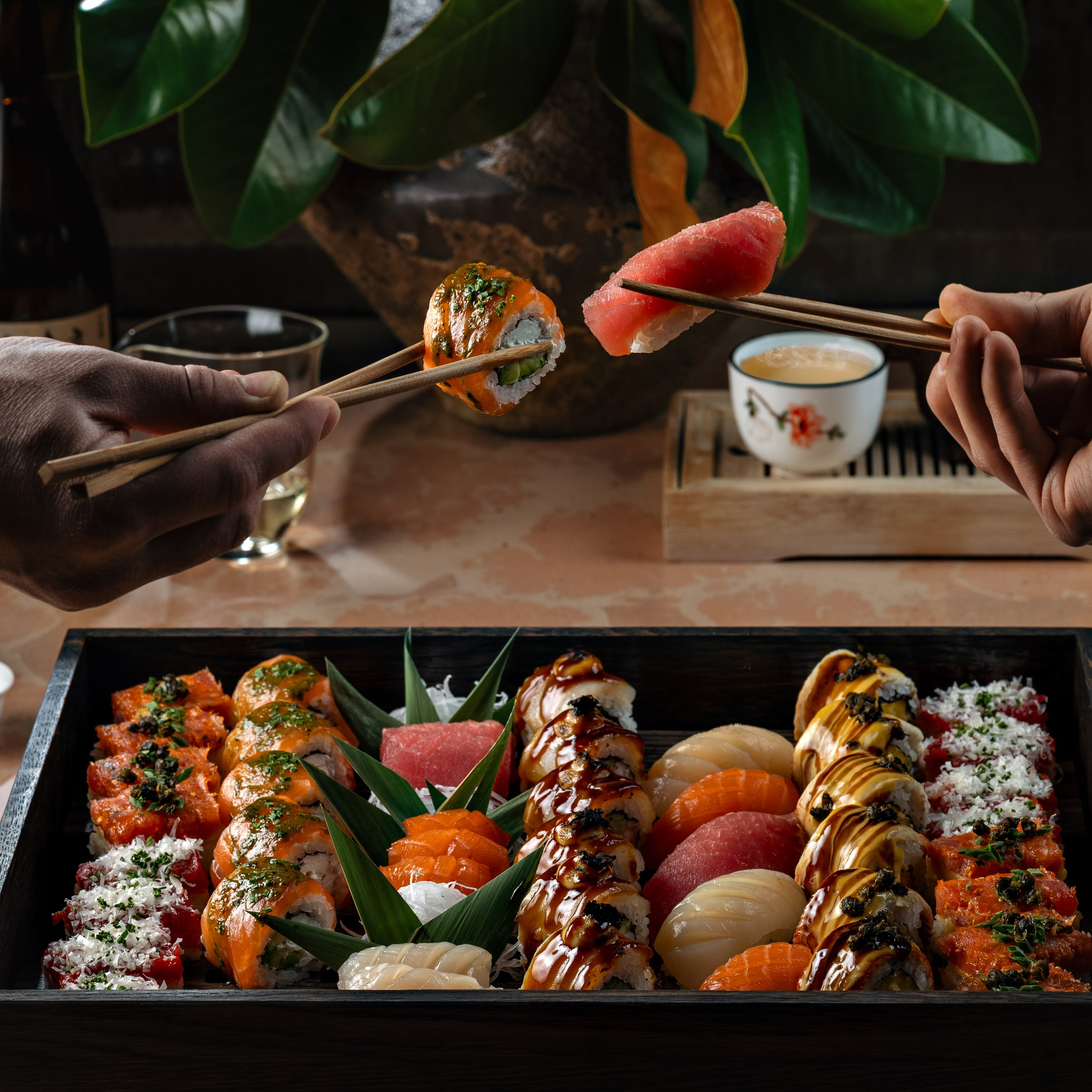 Роллы и суши фото