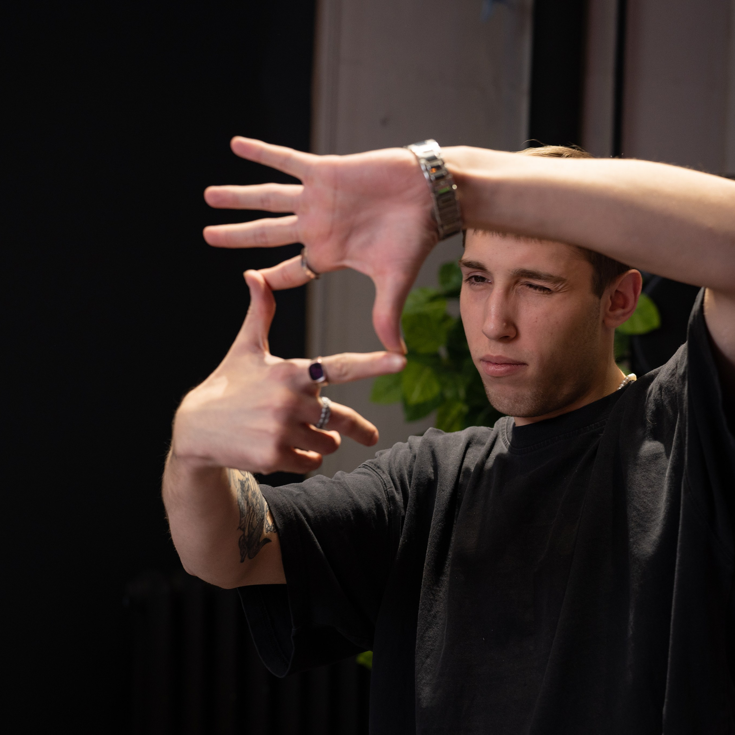 ДОМУРАШЕК Фотосъемка бэкстейдж. Фото / Видеосъемка в Москве