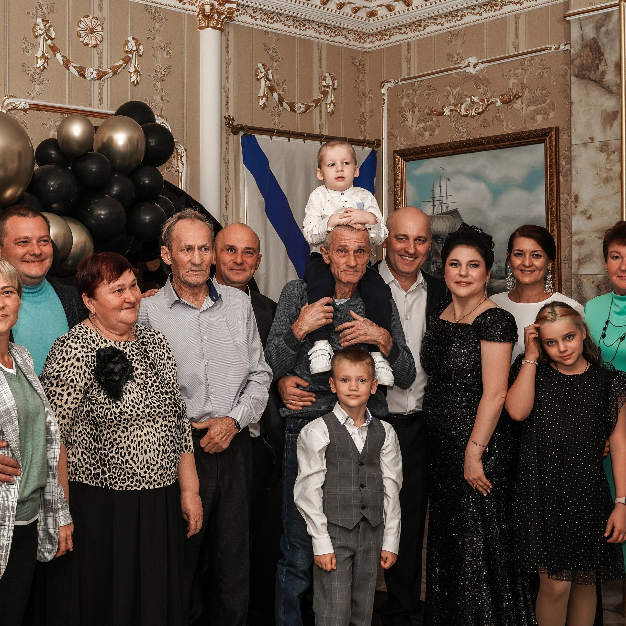 Фотосессия юбилея на Петровском причале в Ростове-на-Дону