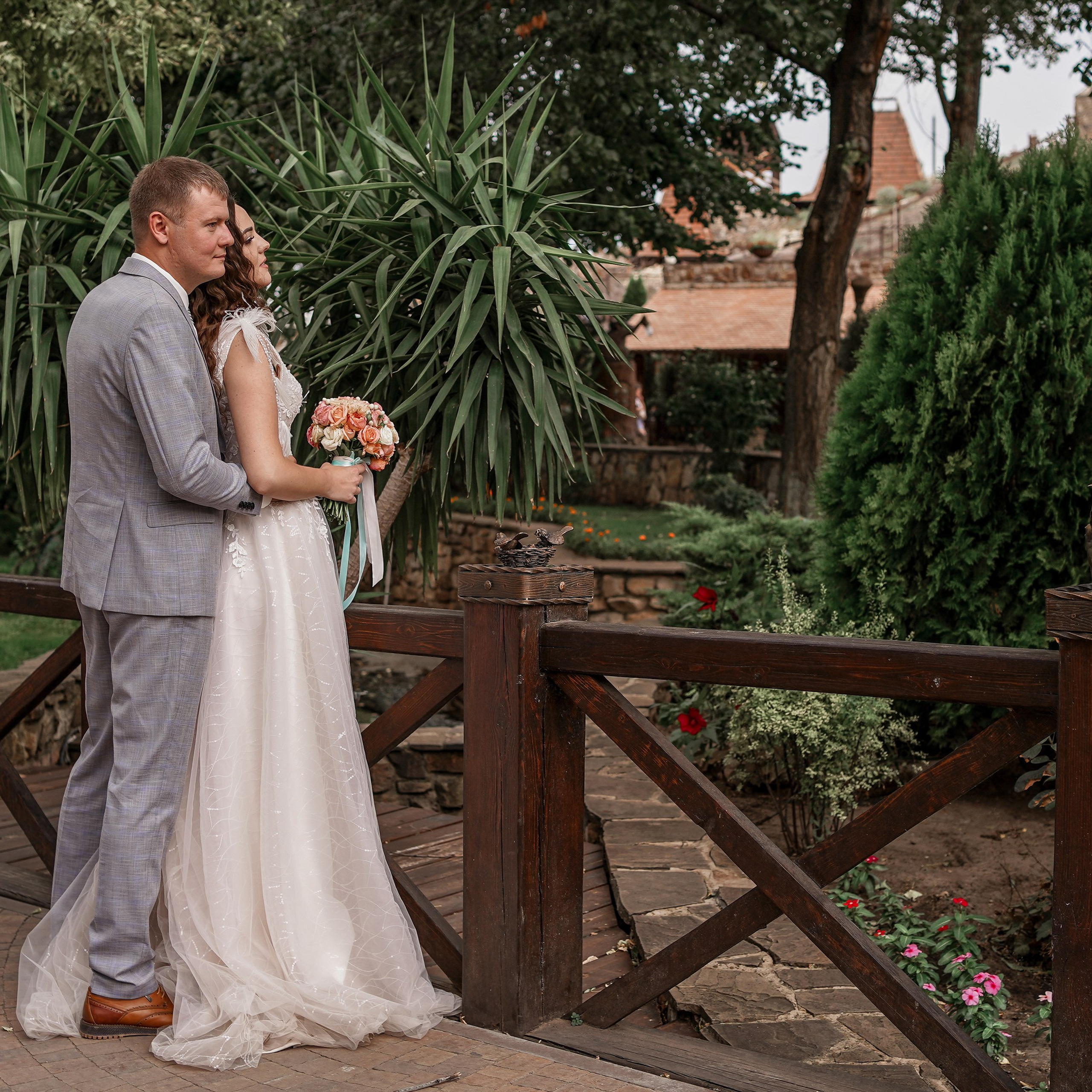 Парк Лога. Свадебная фотосессия в Каменске-Шахтинском. Фотограф Ростов-на-Дону. Игорь и Анастасия