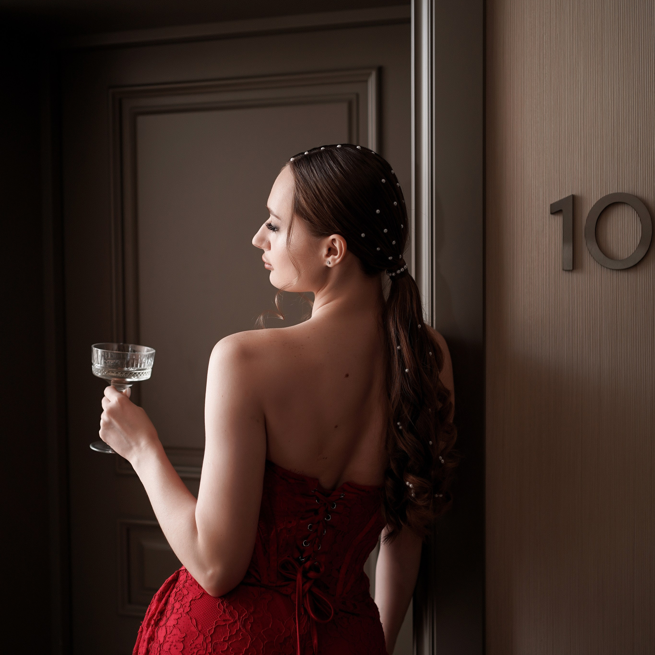 Фотопроект в&nbsp;отеле Графский парк. Женская фотосессия. Фотограф в&nbsp;Ростове-на-Дону. Алина