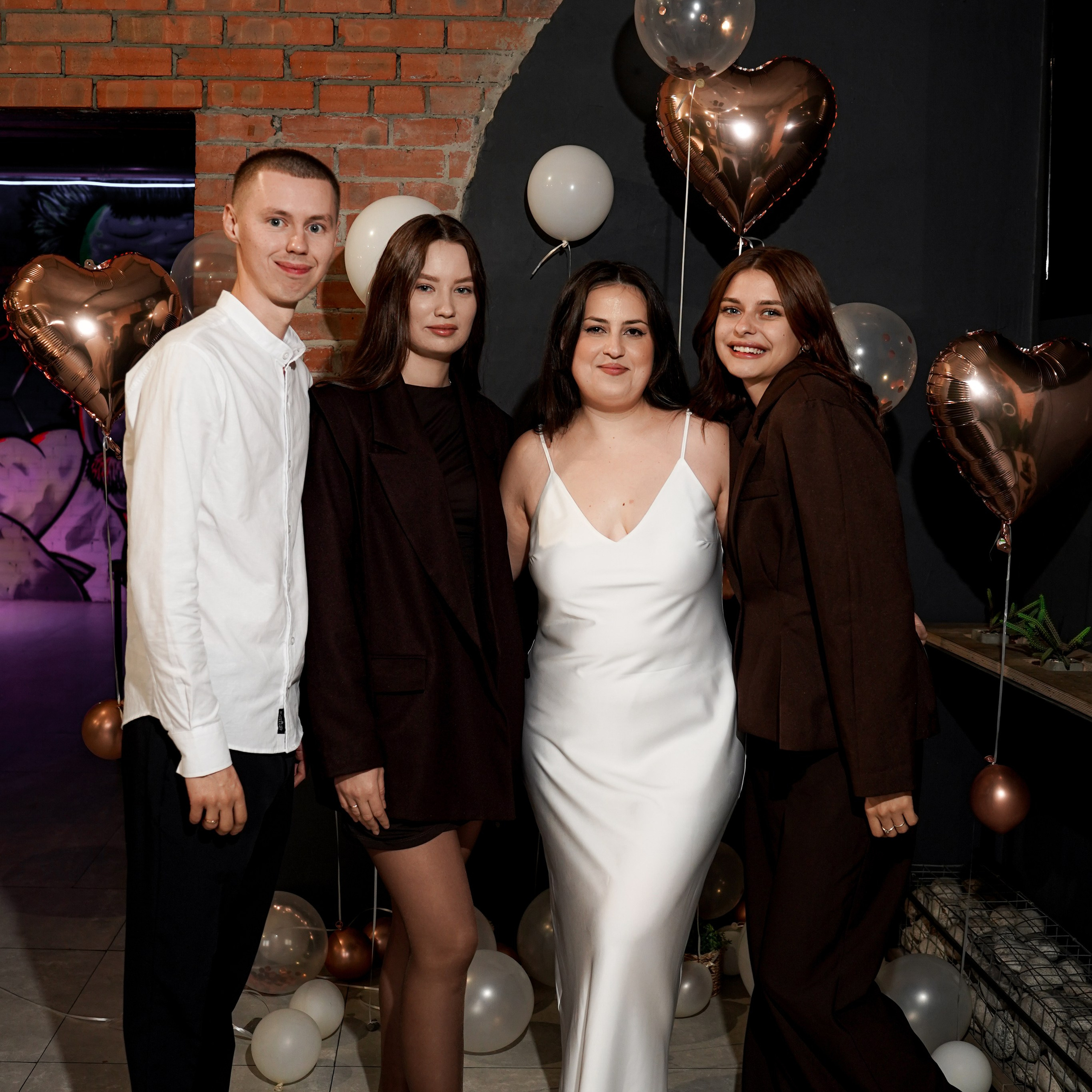 Фотосессия банкета в загородном доме