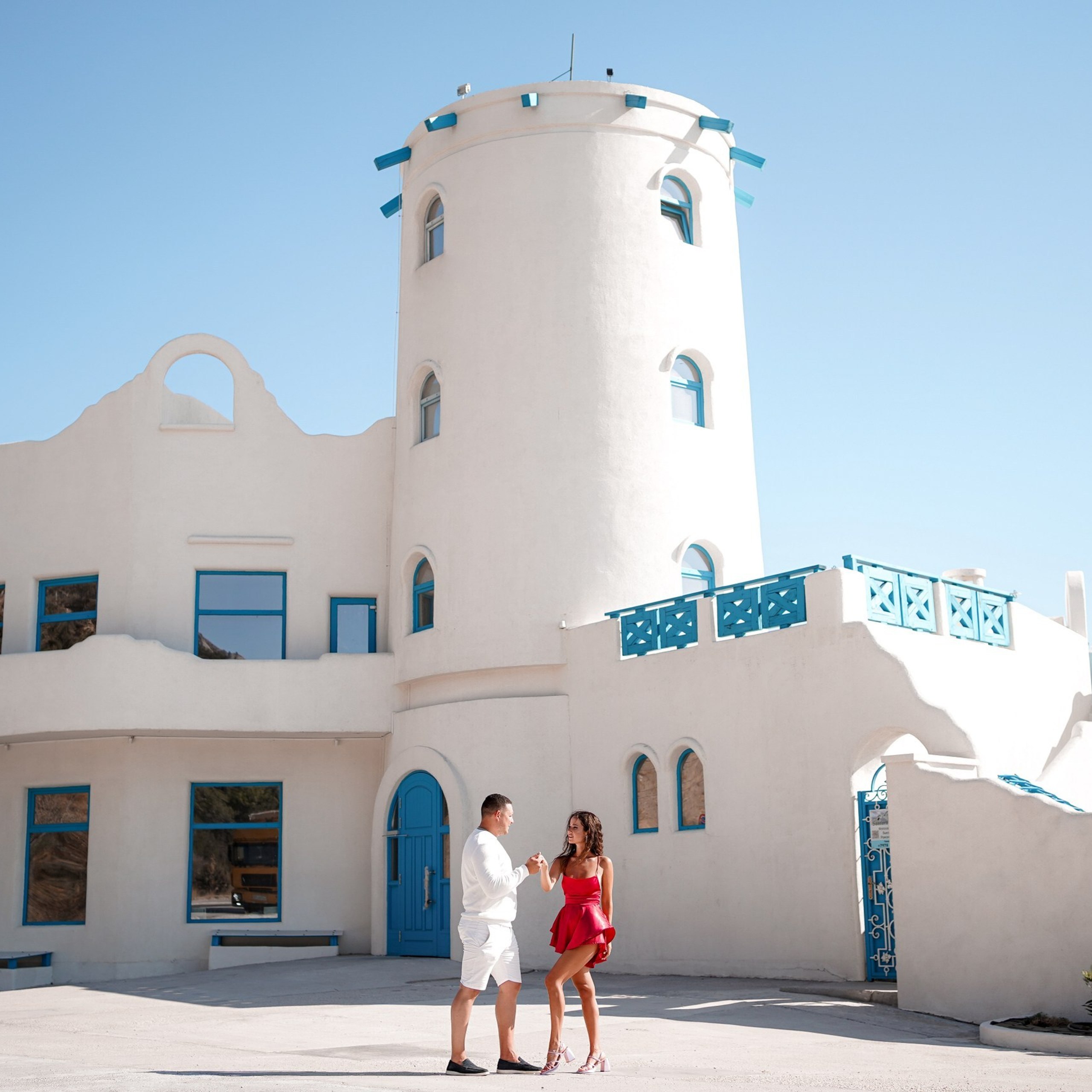 Крымский Санторини. Владимир и Елизавета на парной фотосессии в Севастополе