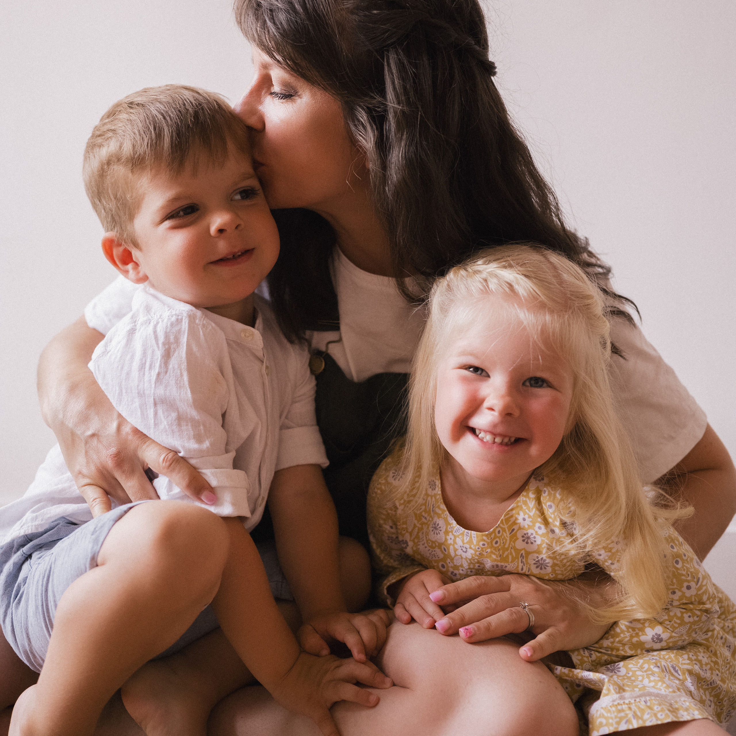 Анна, Максим и Оливия