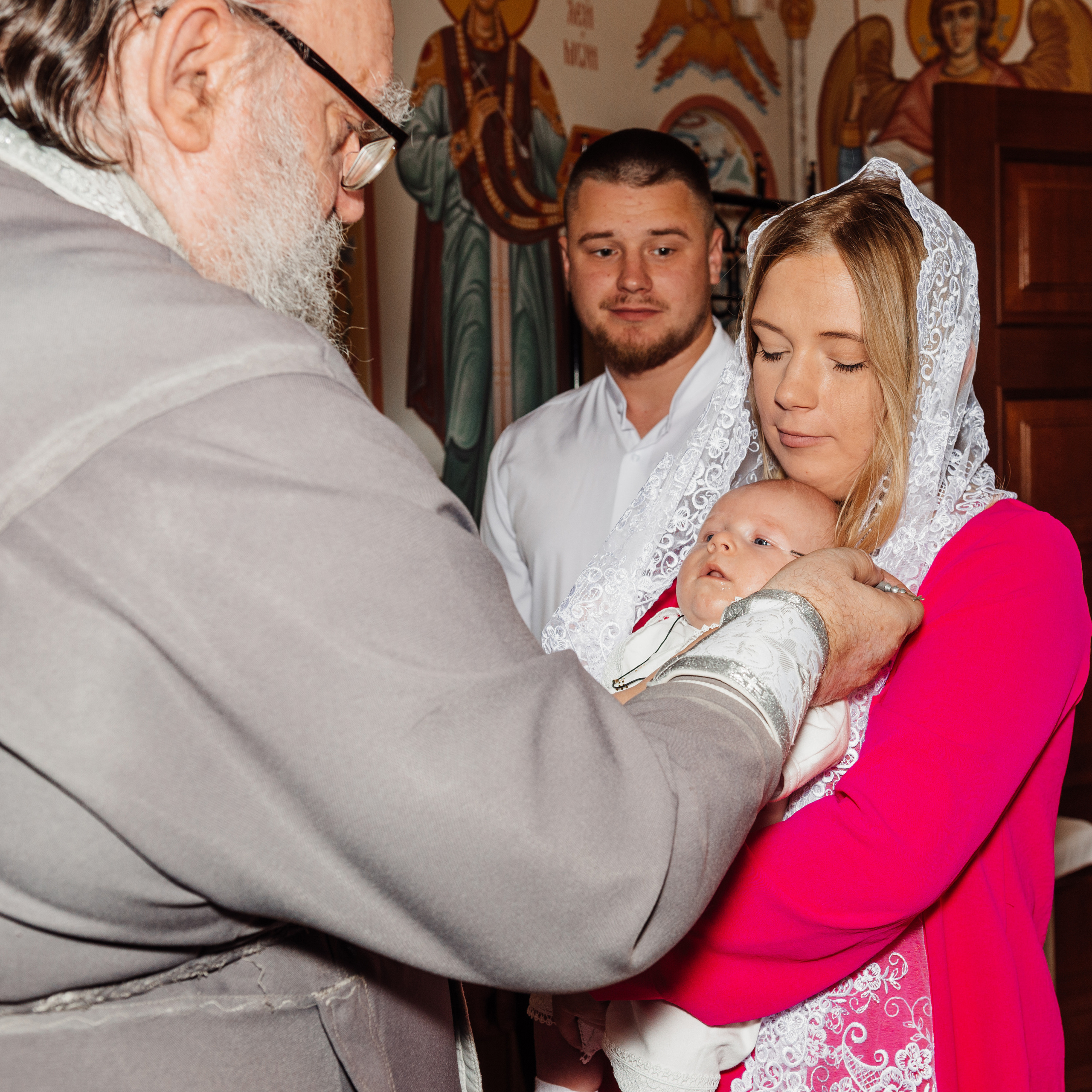 Церковь Александра Невского, крещение Мирона. Фотограф в Минске