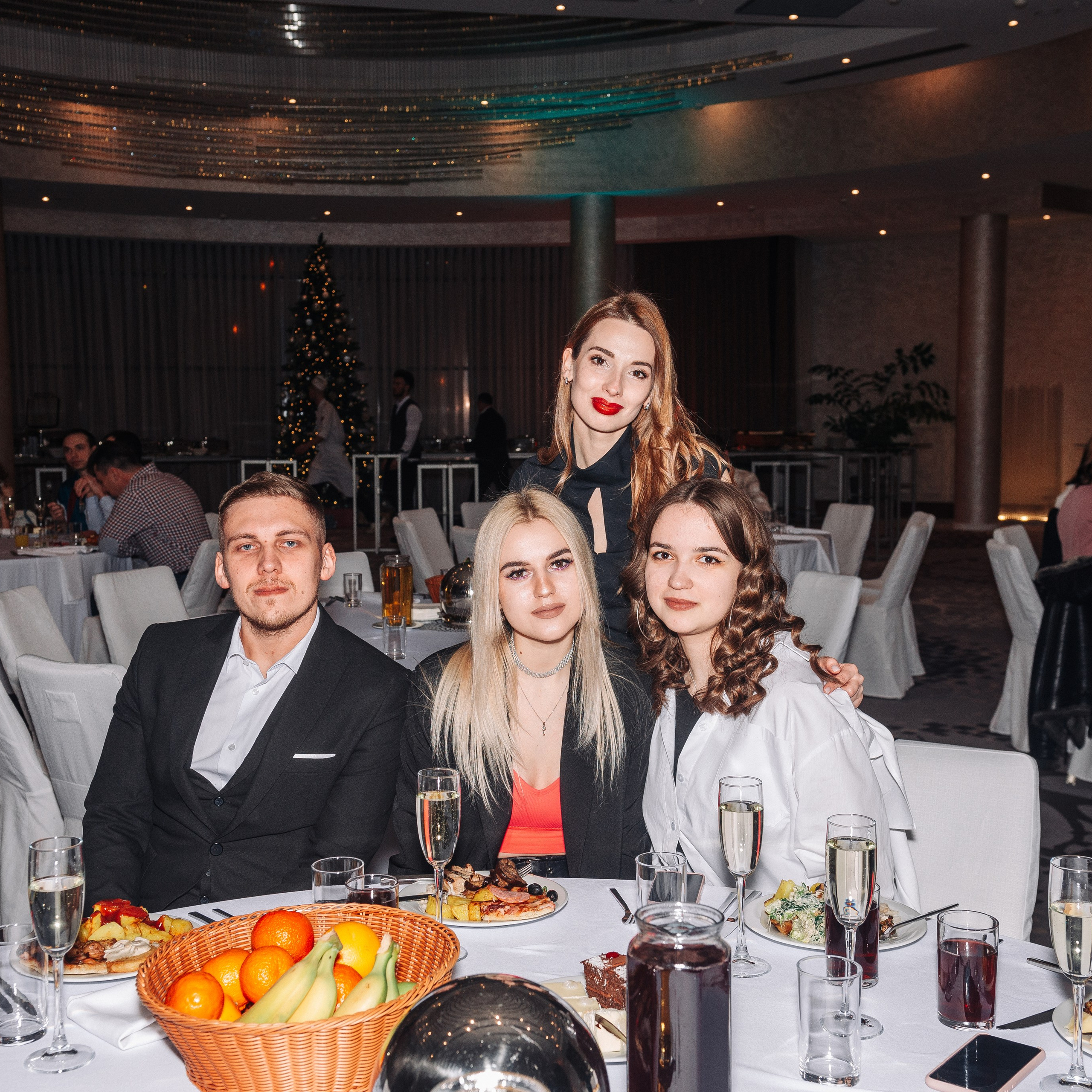 Корпоратив Ренессанс отель. Фотограф в Минске