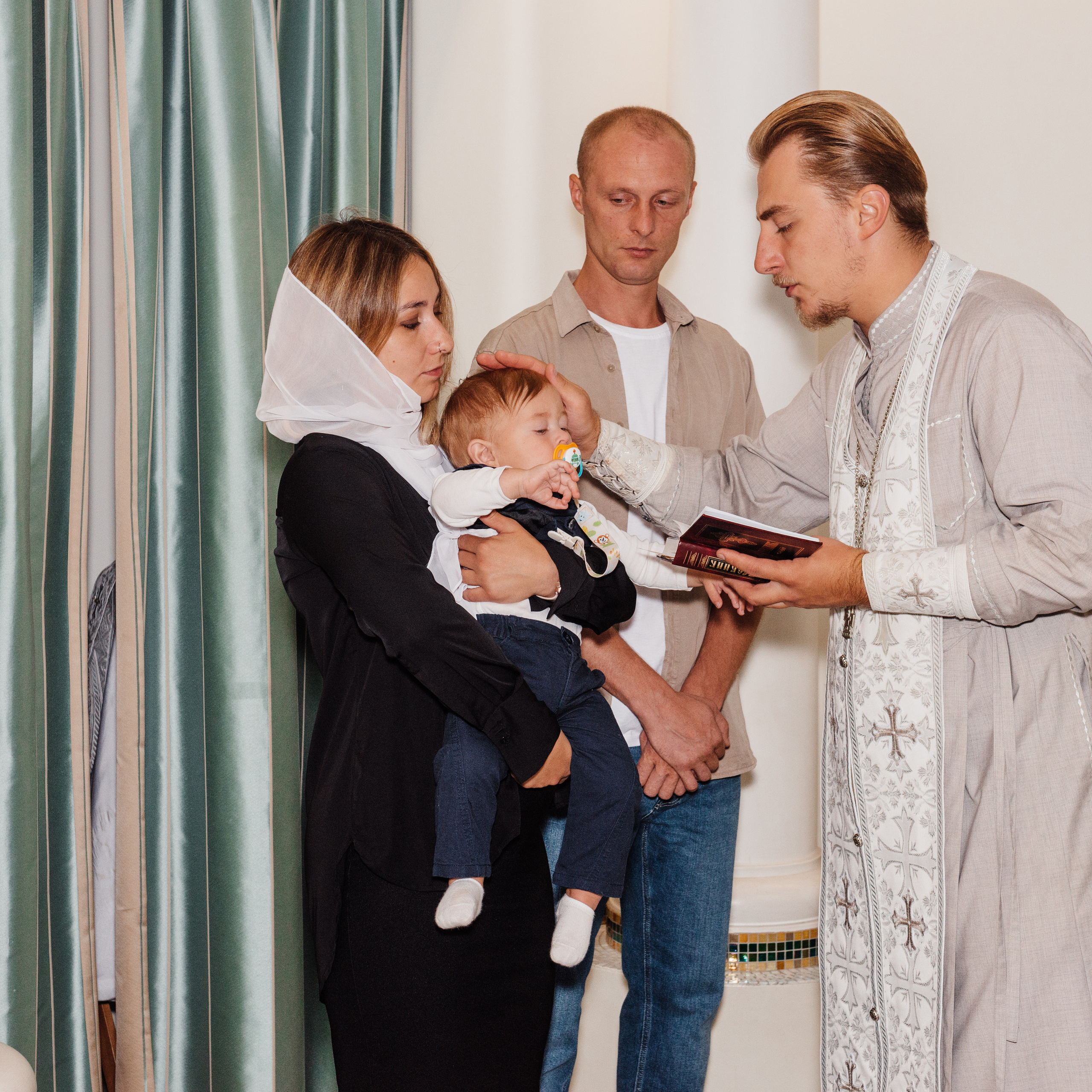 Храм Всех Святых, крещение Романа. Фотограф в Минске