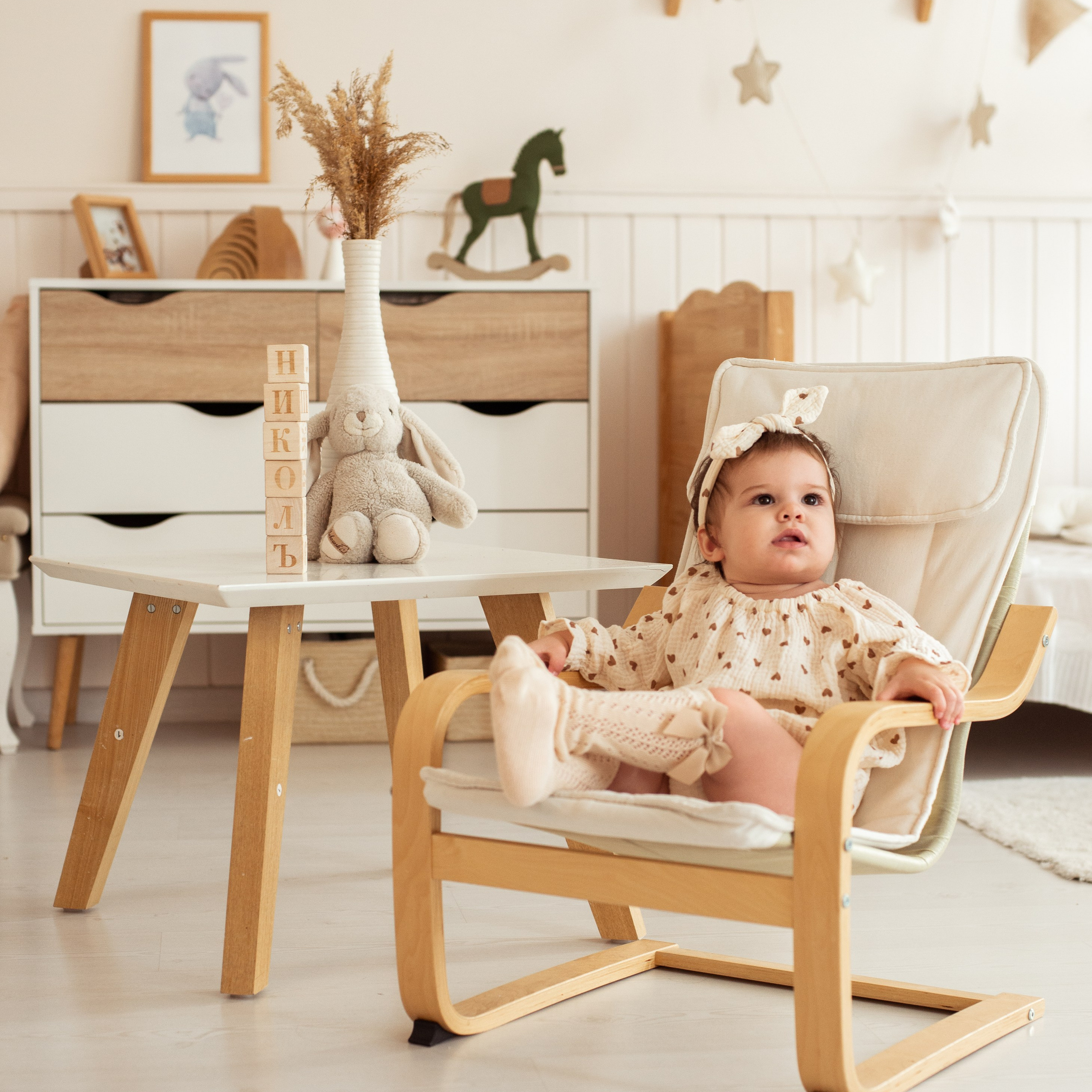 Николь 1 год