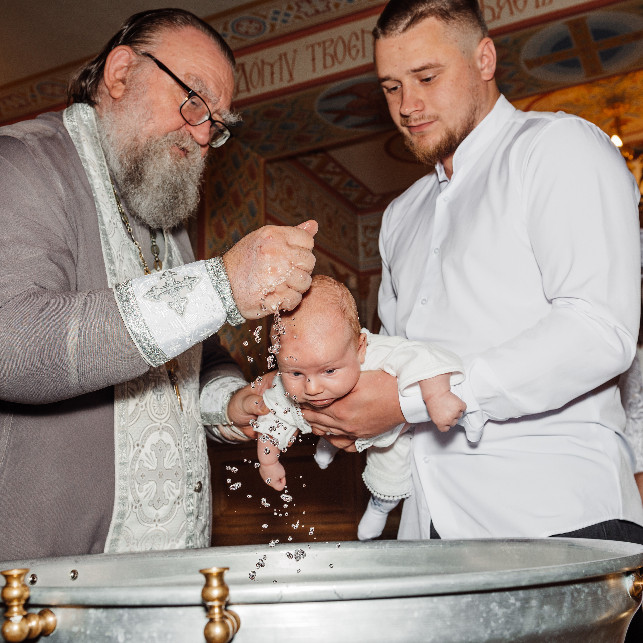 Церковь Александра Невского, крещение Мирона. Фотограф в Минске