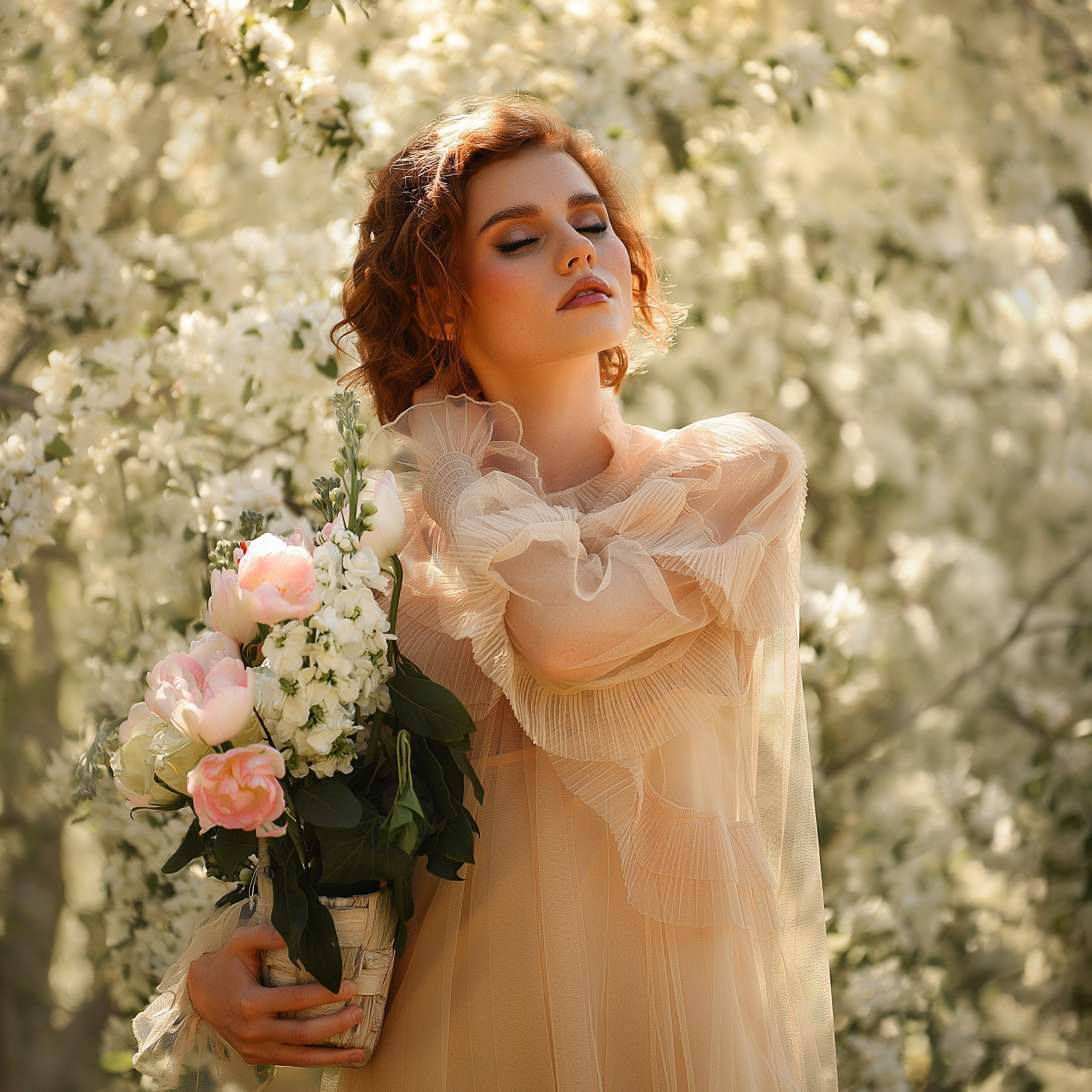 Фотосессия Лизы в Сочи в парке Дендрарий