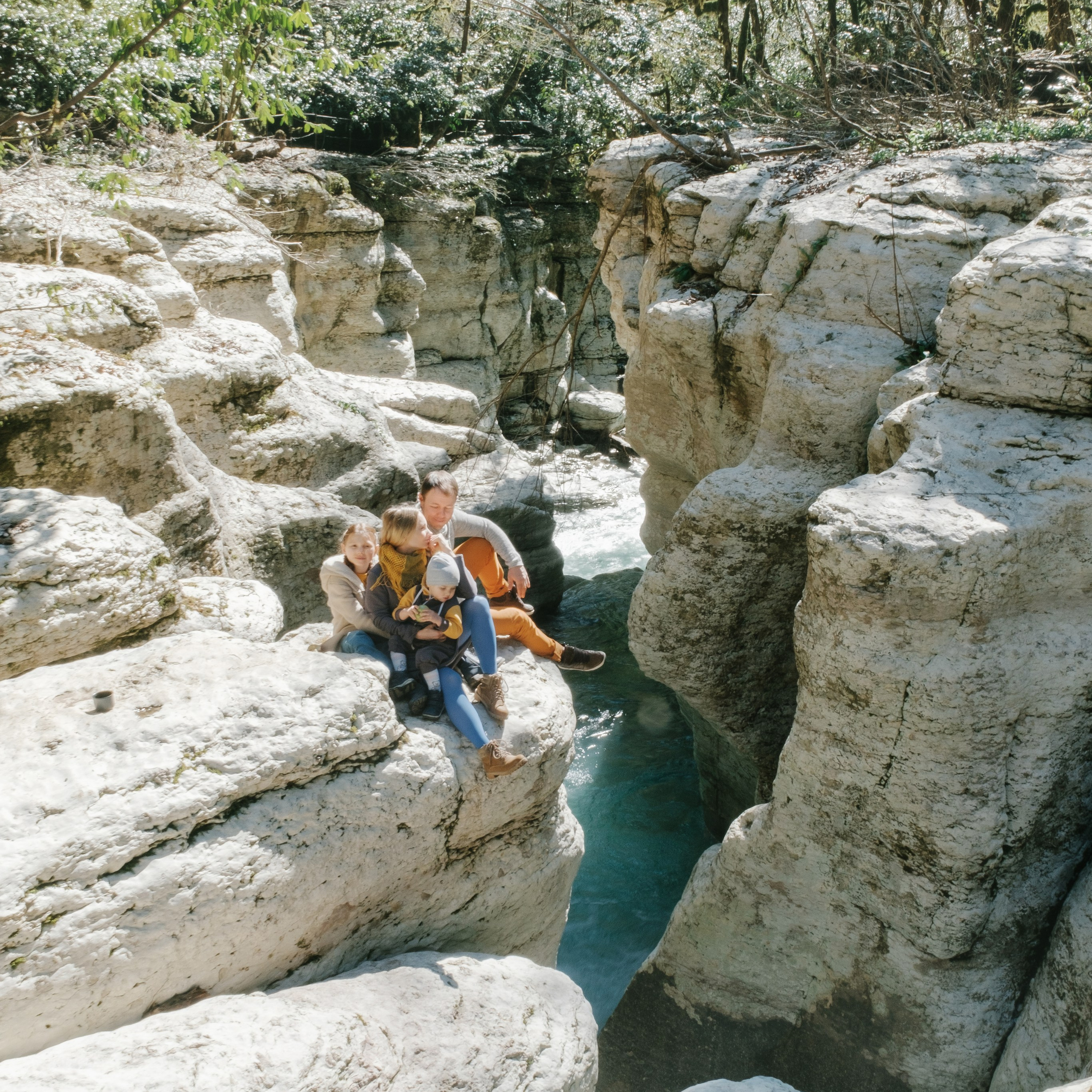 Белые скалы