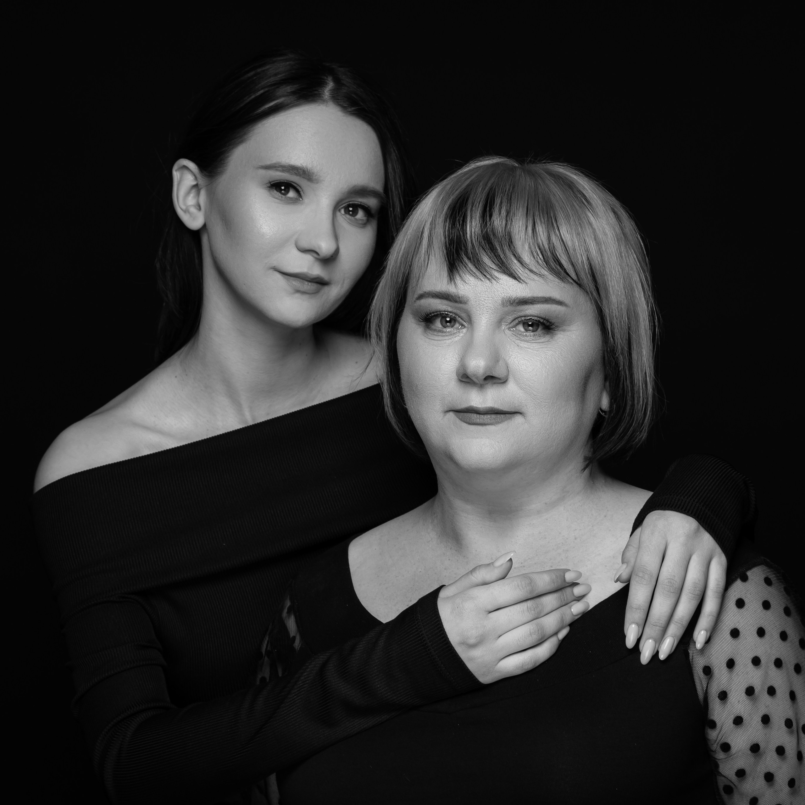 Мама с дочкой