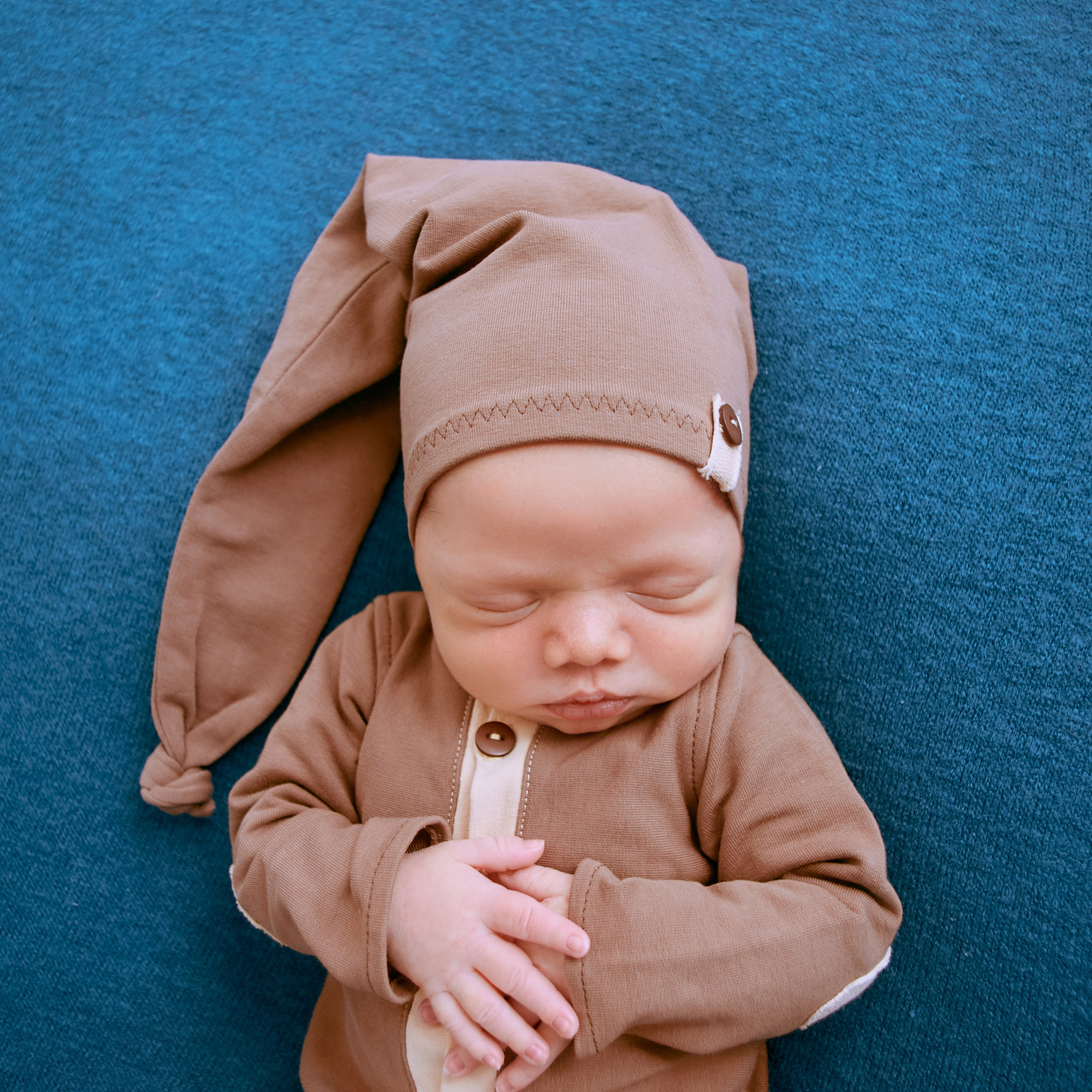 милый детский колпак