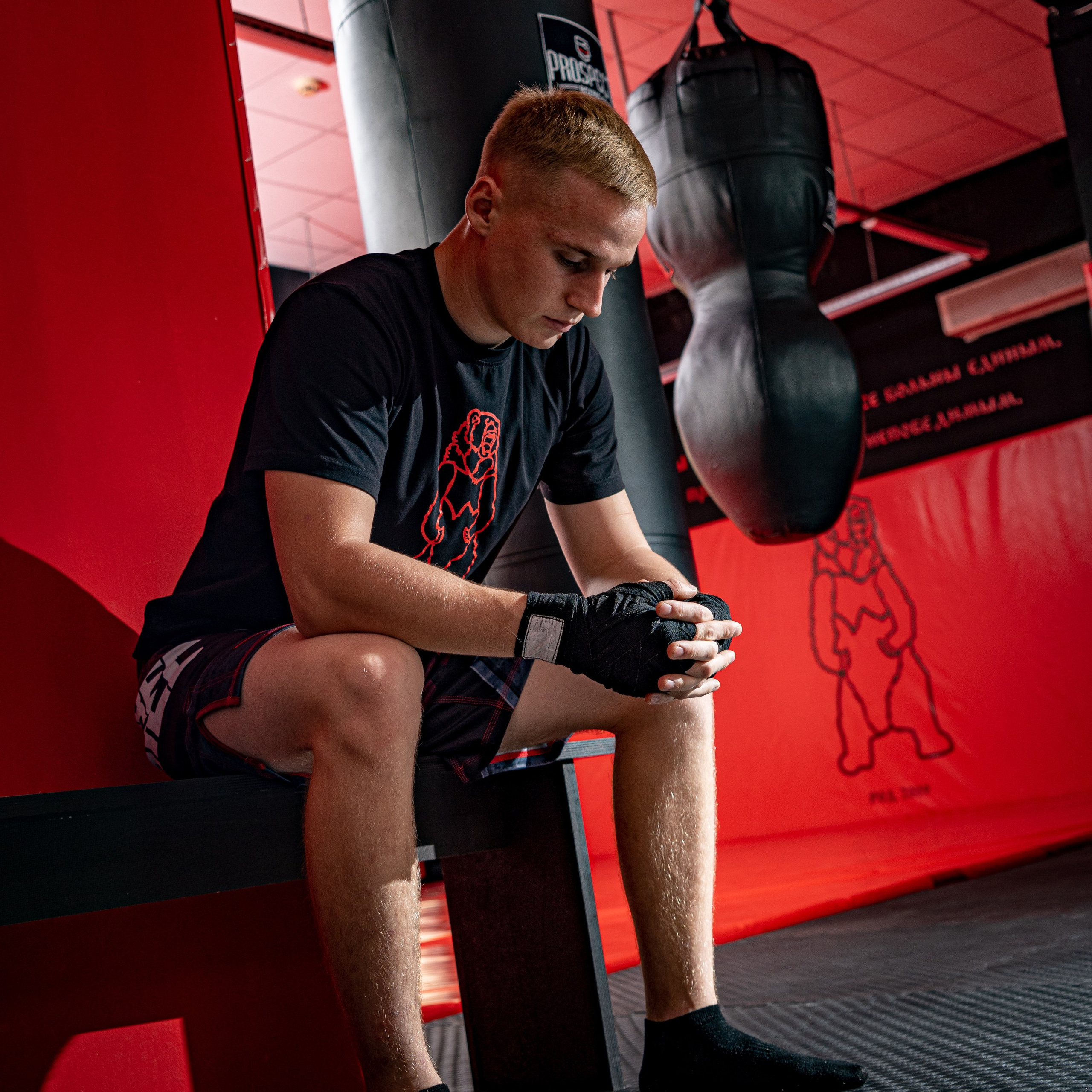 ДЛЯ СЕКЦИЙ ЕДИНОБОРСТВ