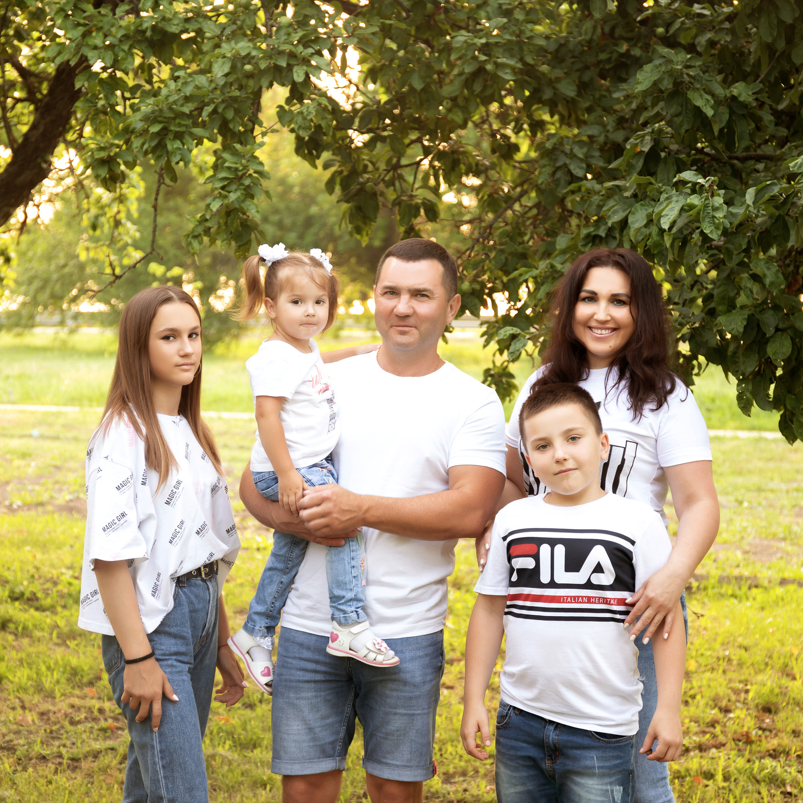 Семейная прогулка