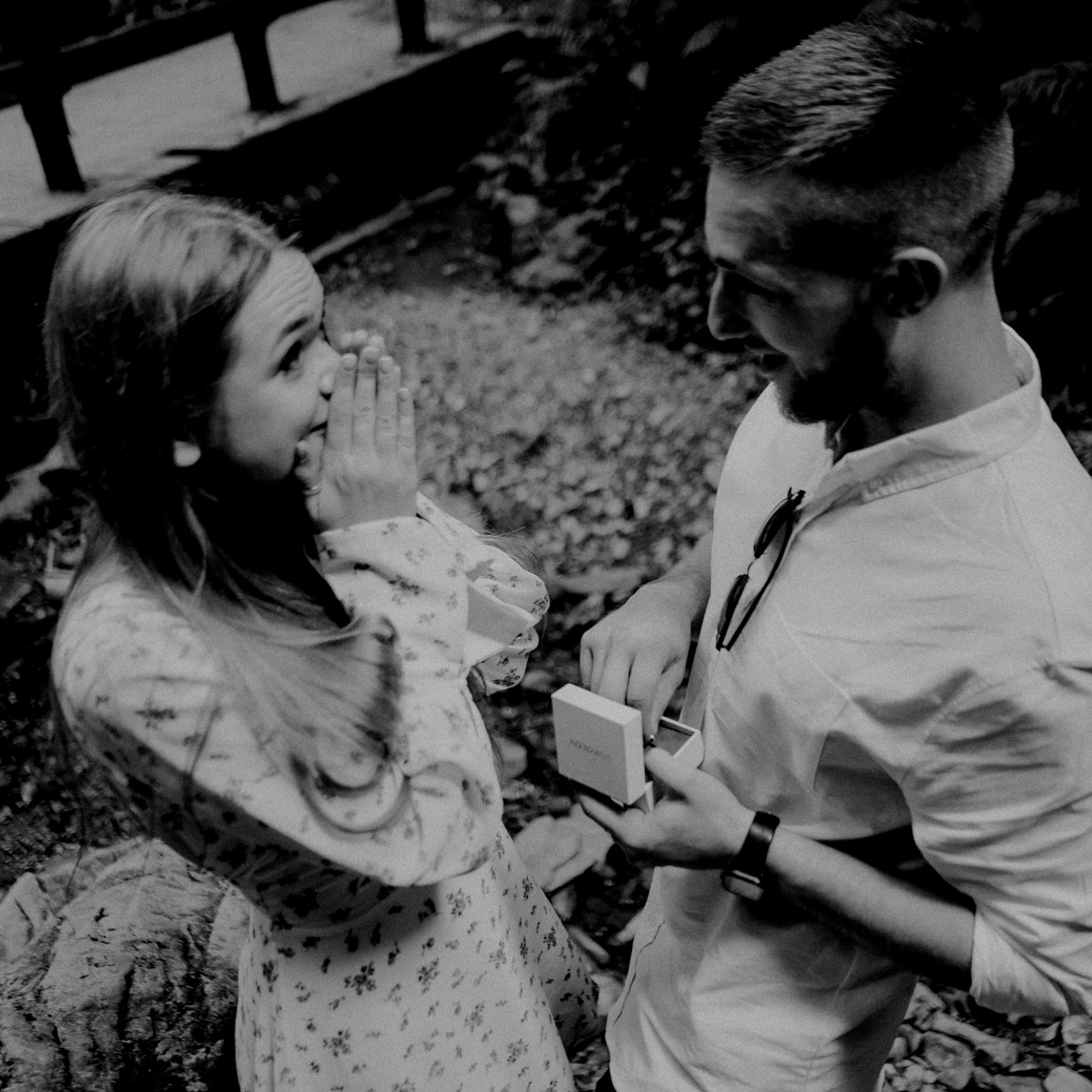 Предложение руки и сердца