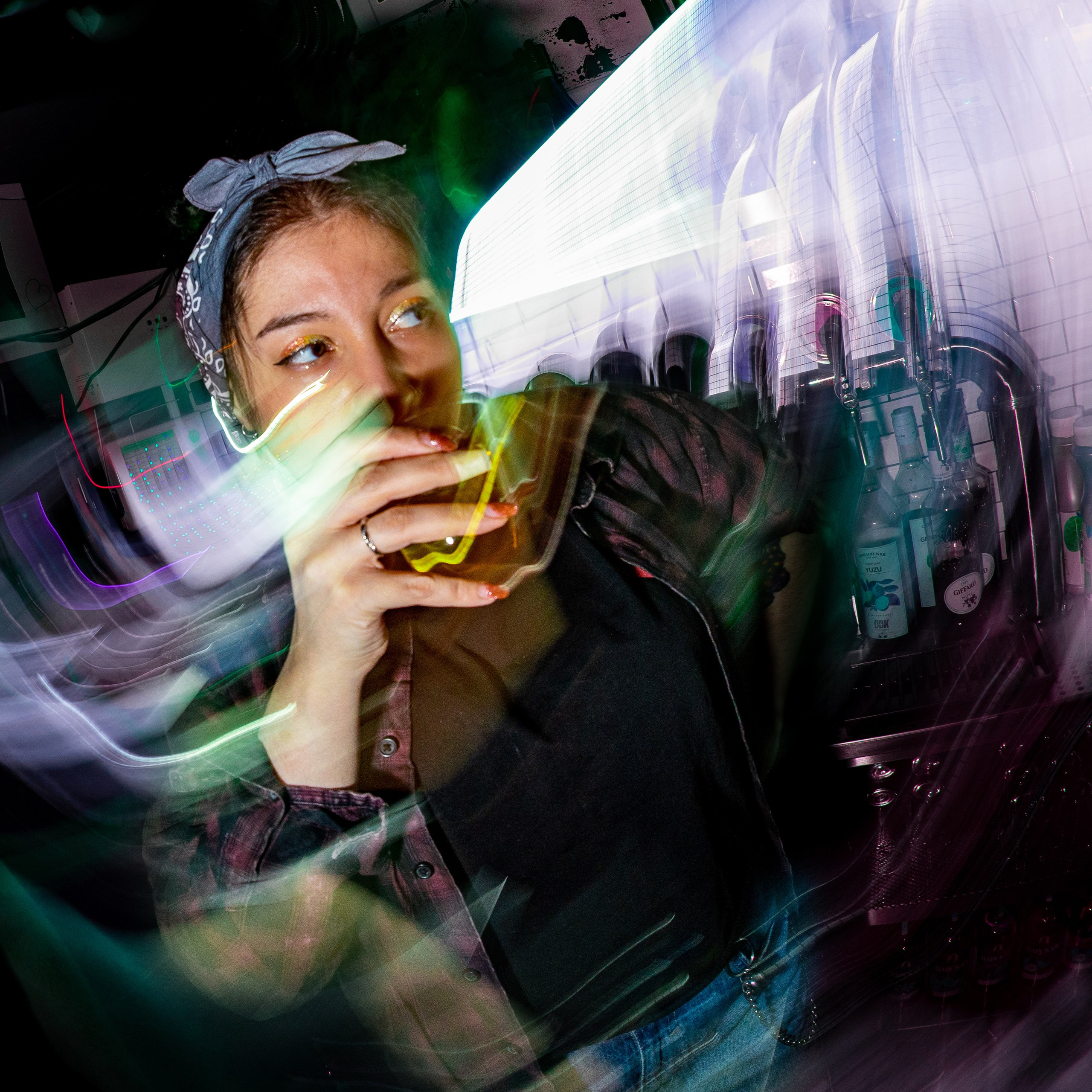 Поэтический вечер|Бар разбитых сердец