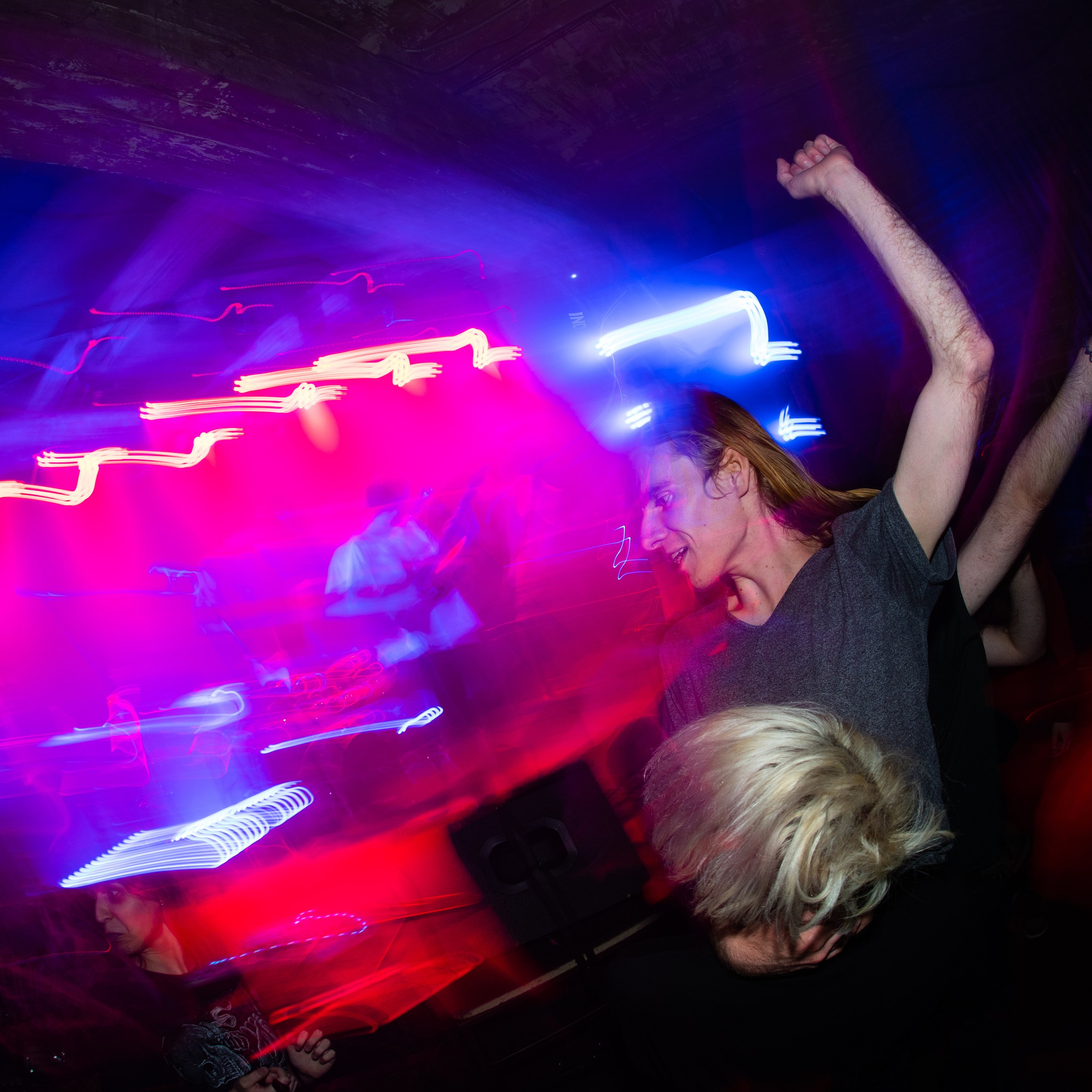 где волны, рыдая, бились о скалы|Zoccolo 2.0