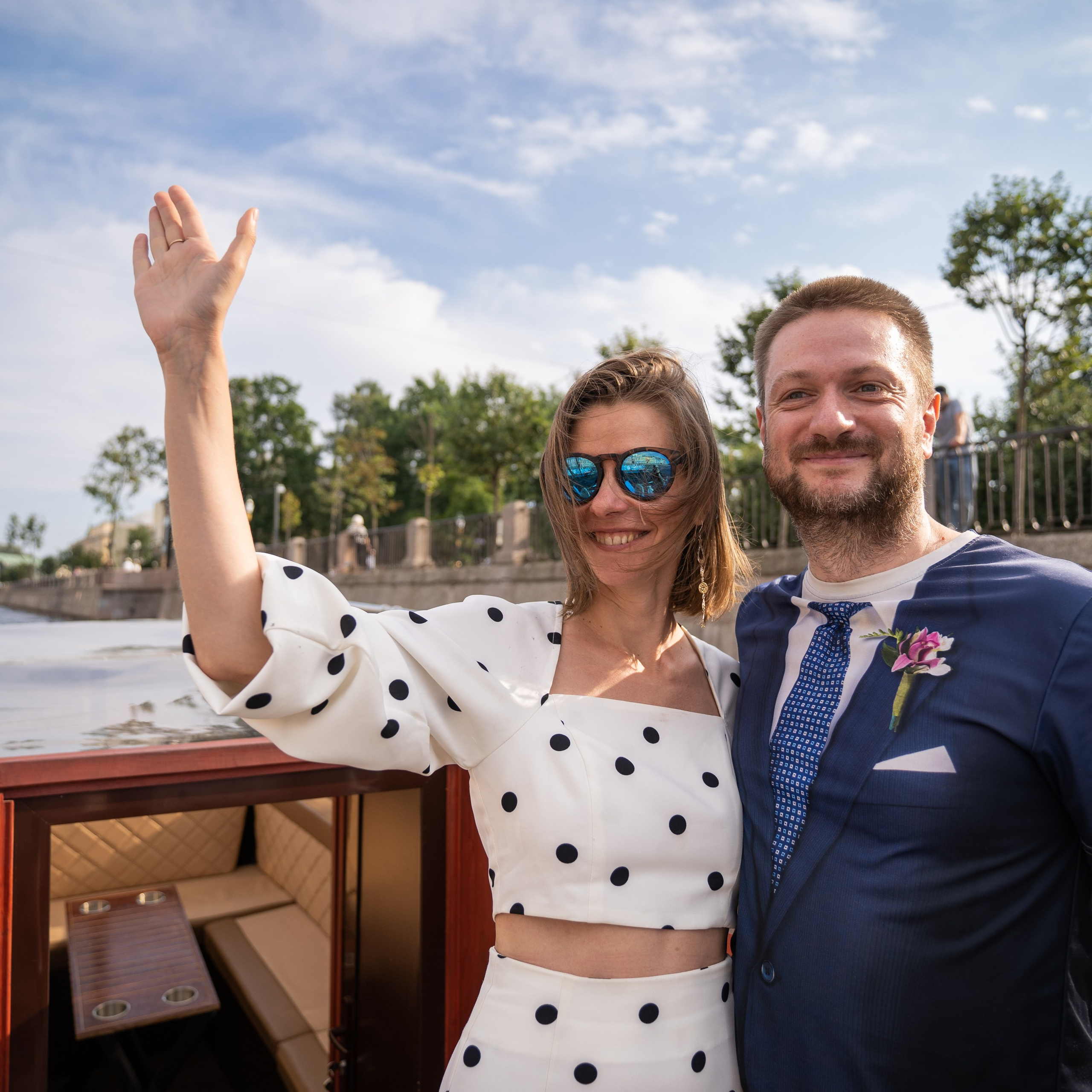 Прогулка на катере, тренинг, игры