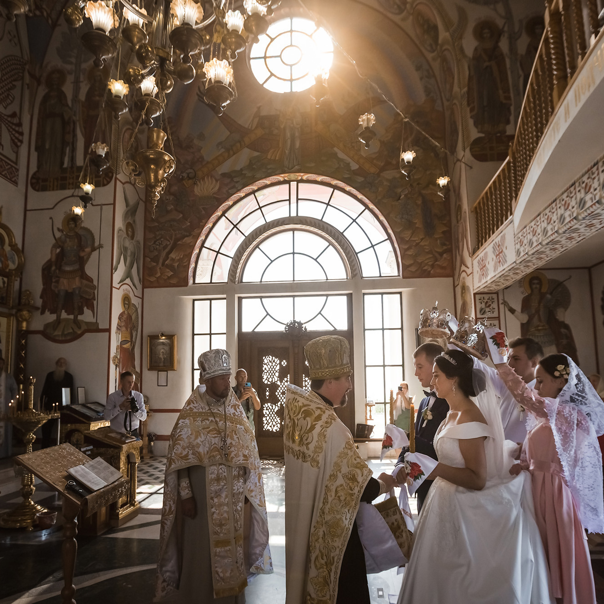 Семейная новогодняя фотосессия в студии. Свадебный фотограф, фотосъемка в Крыму, Севастополе, Симферополе, Ялте