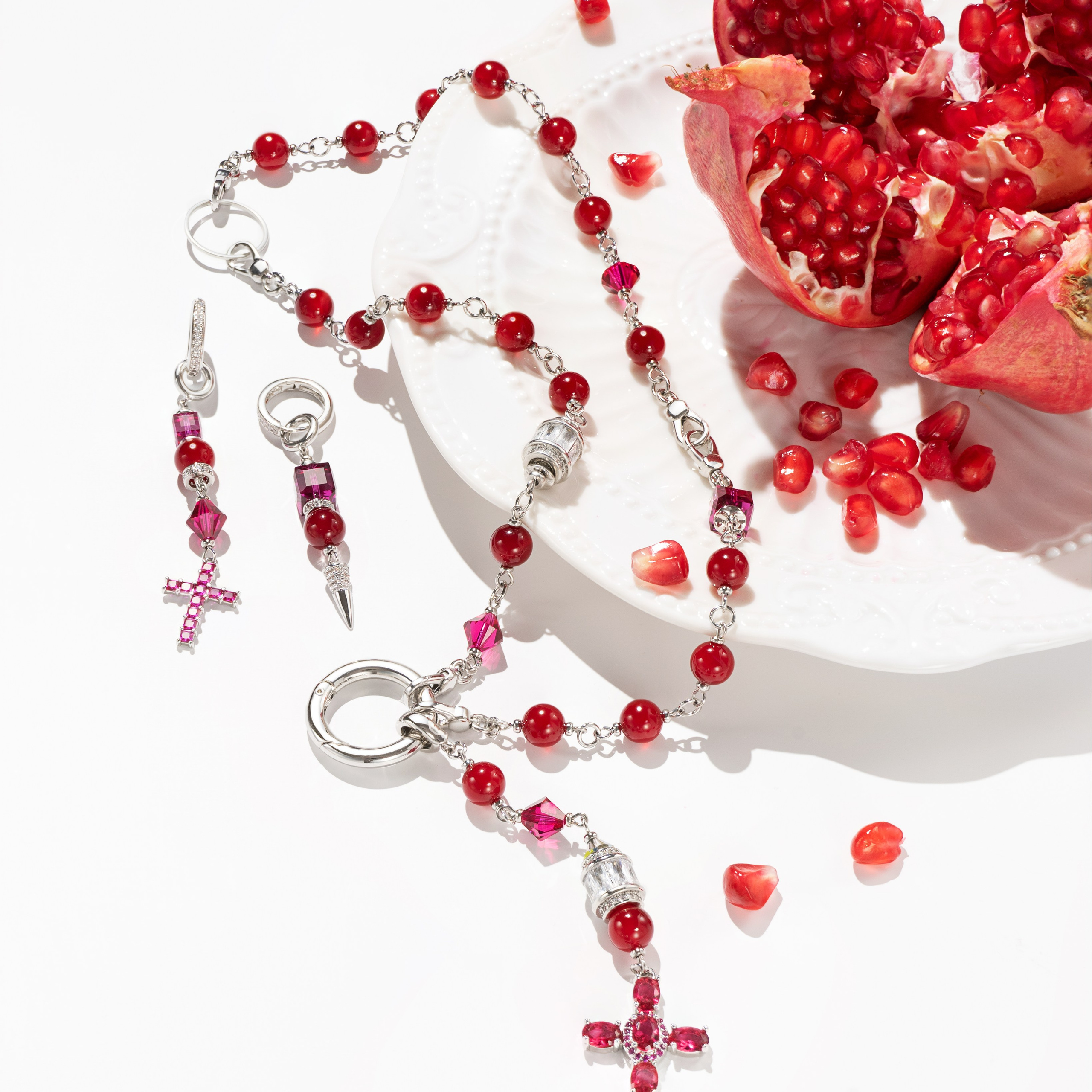 Предметная съемка украшений в Обнинске – фото для Wildberries и Ozon. Предметный и фуд фотограф Обнинск Евгения Трушкова