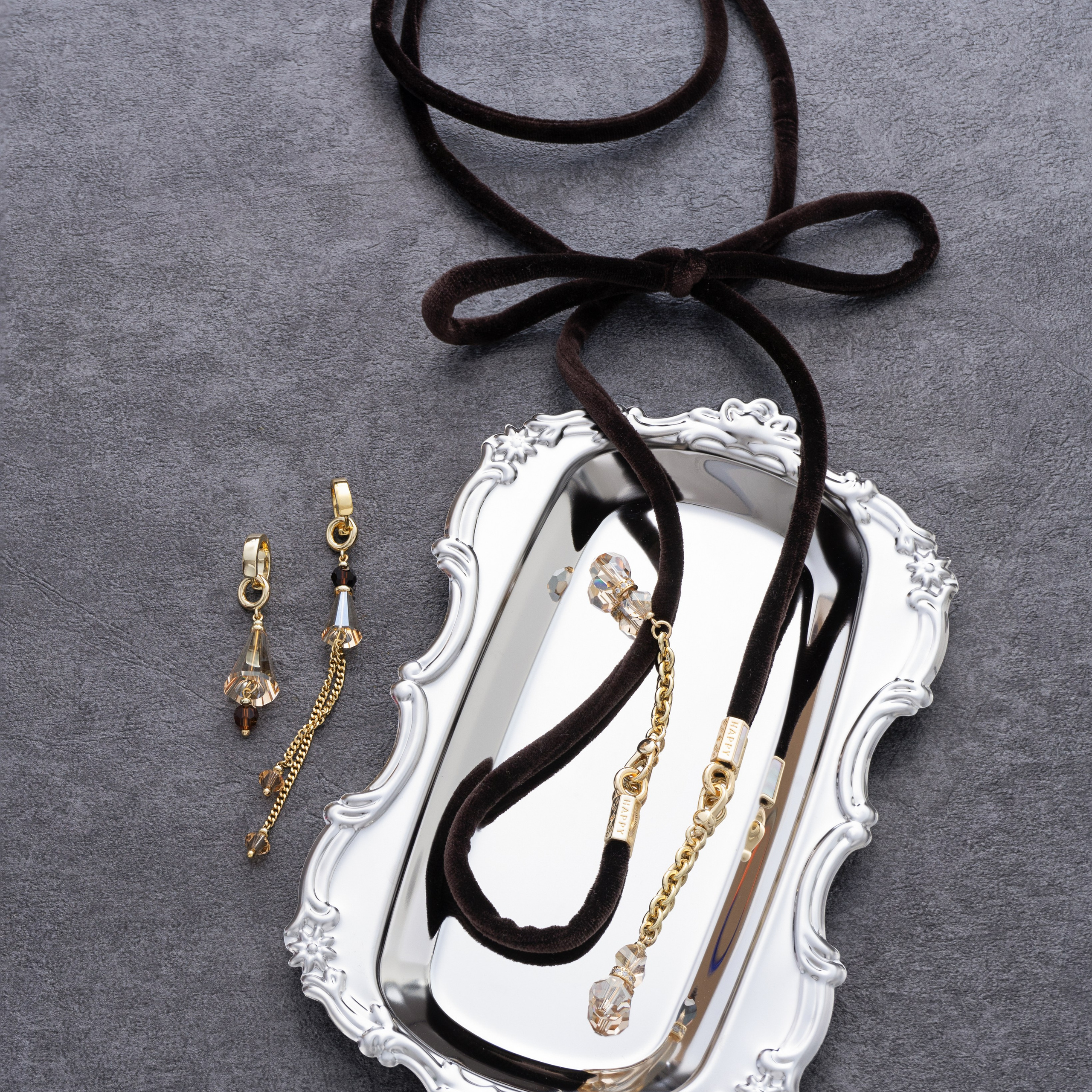 Предметная съемка украшений в Обнинске – фото для Wildberries и Ozon. Предметный и фуд фотограф Обнинск Евгения Трушкова