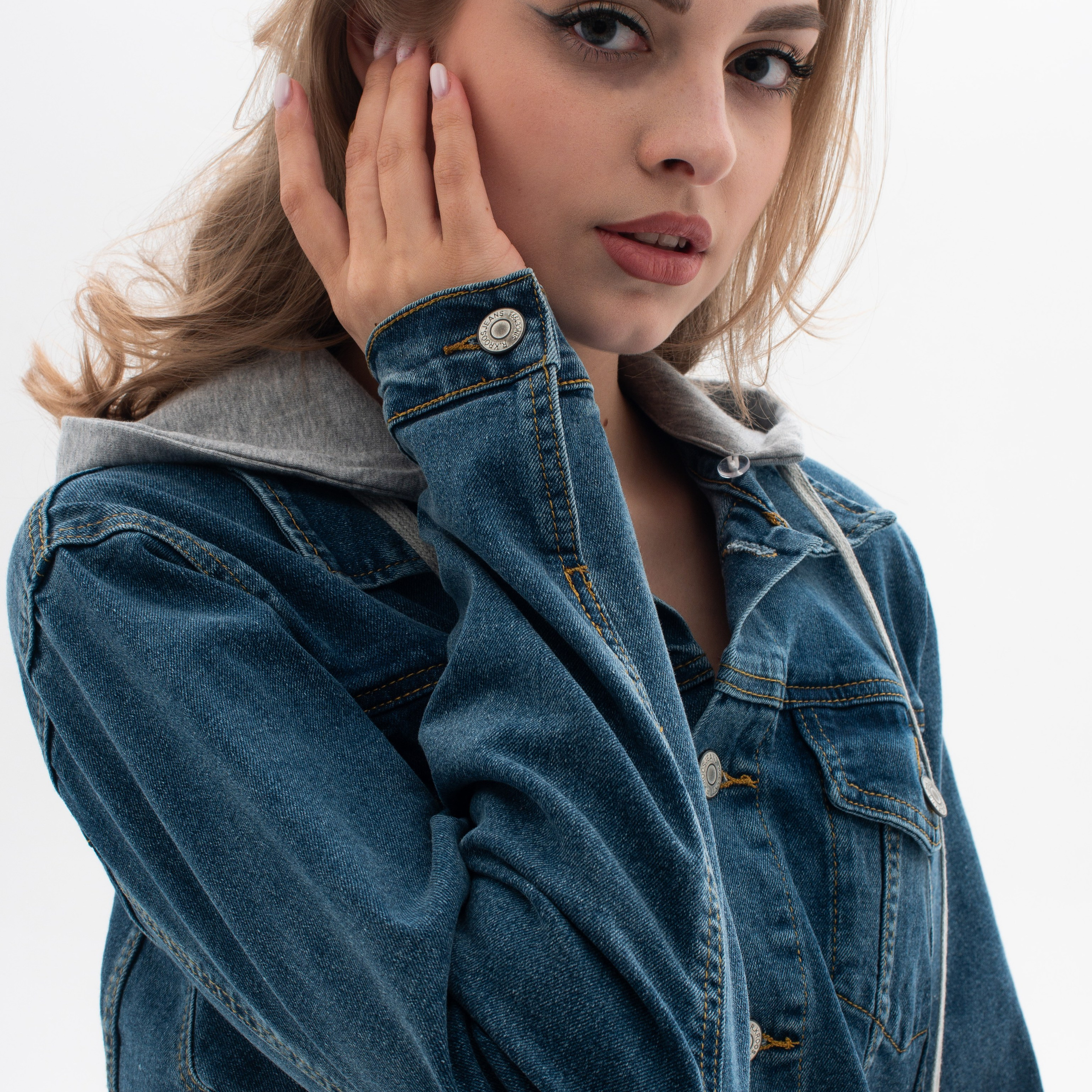 Эффектная предметная съемка, показывающая уникальность каждой модели