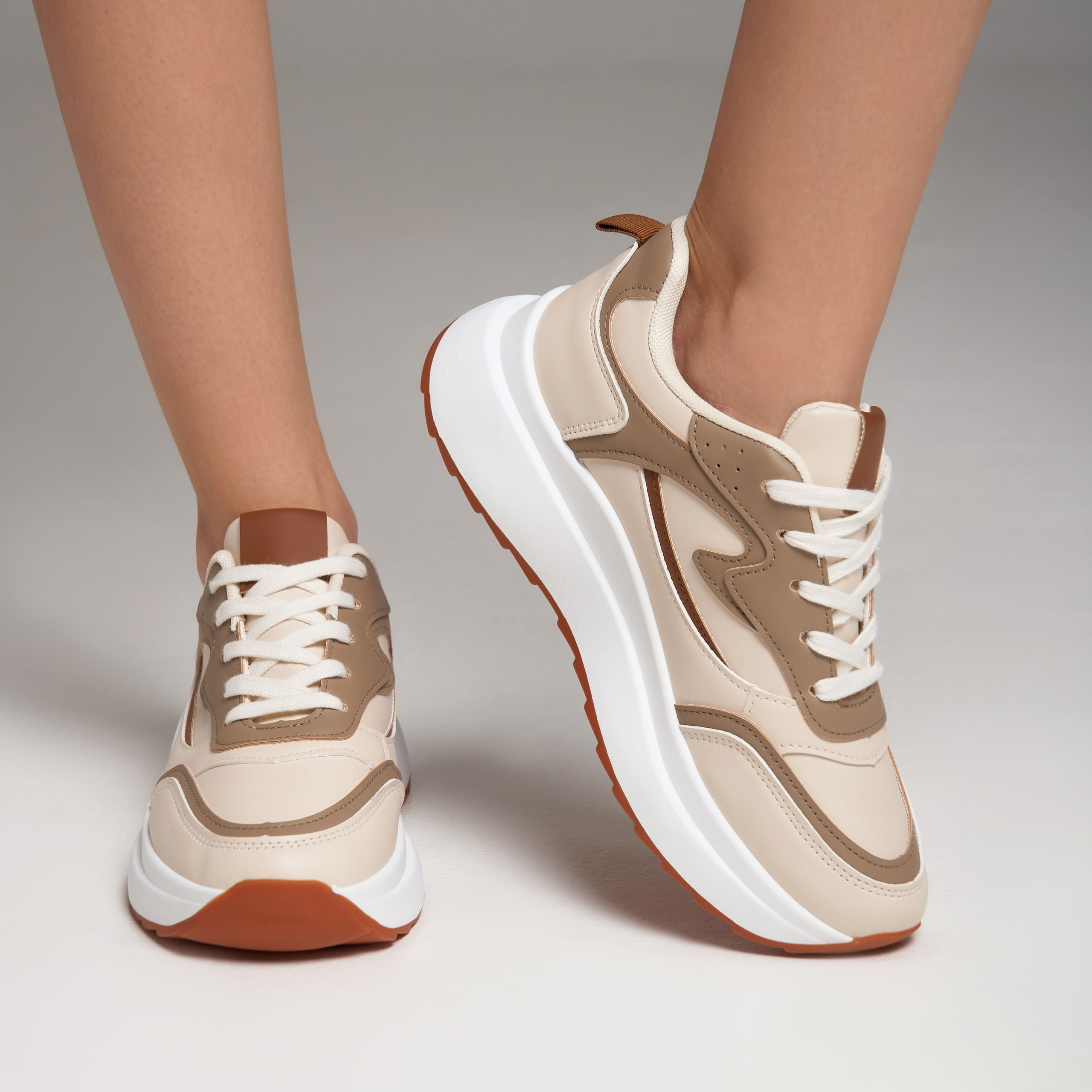 Предметная съёмка обуви фото альбом для маркетплейсов | Sale Easy