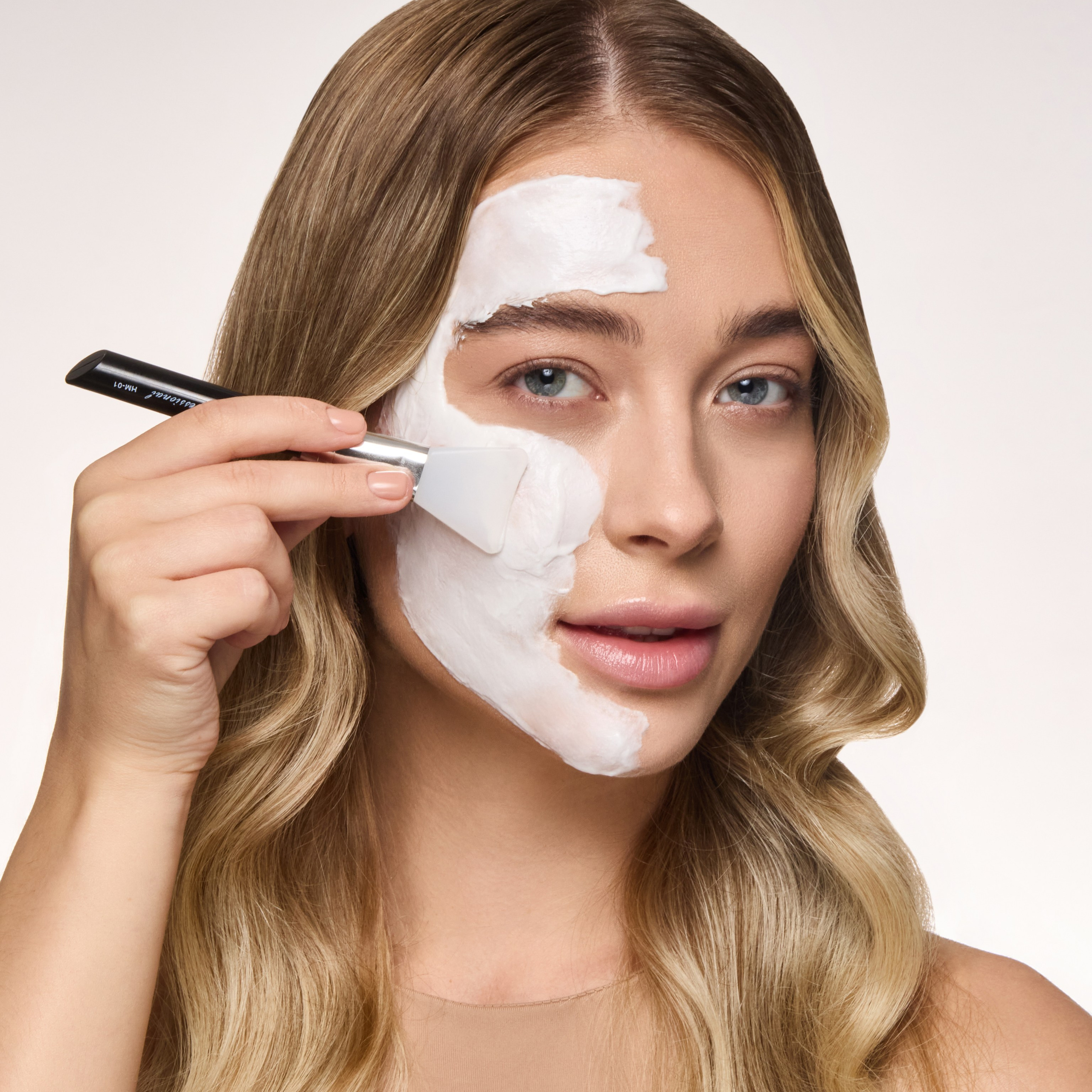 Предметная съёмка косметики и фото для маркетплейсов | Sale Easy