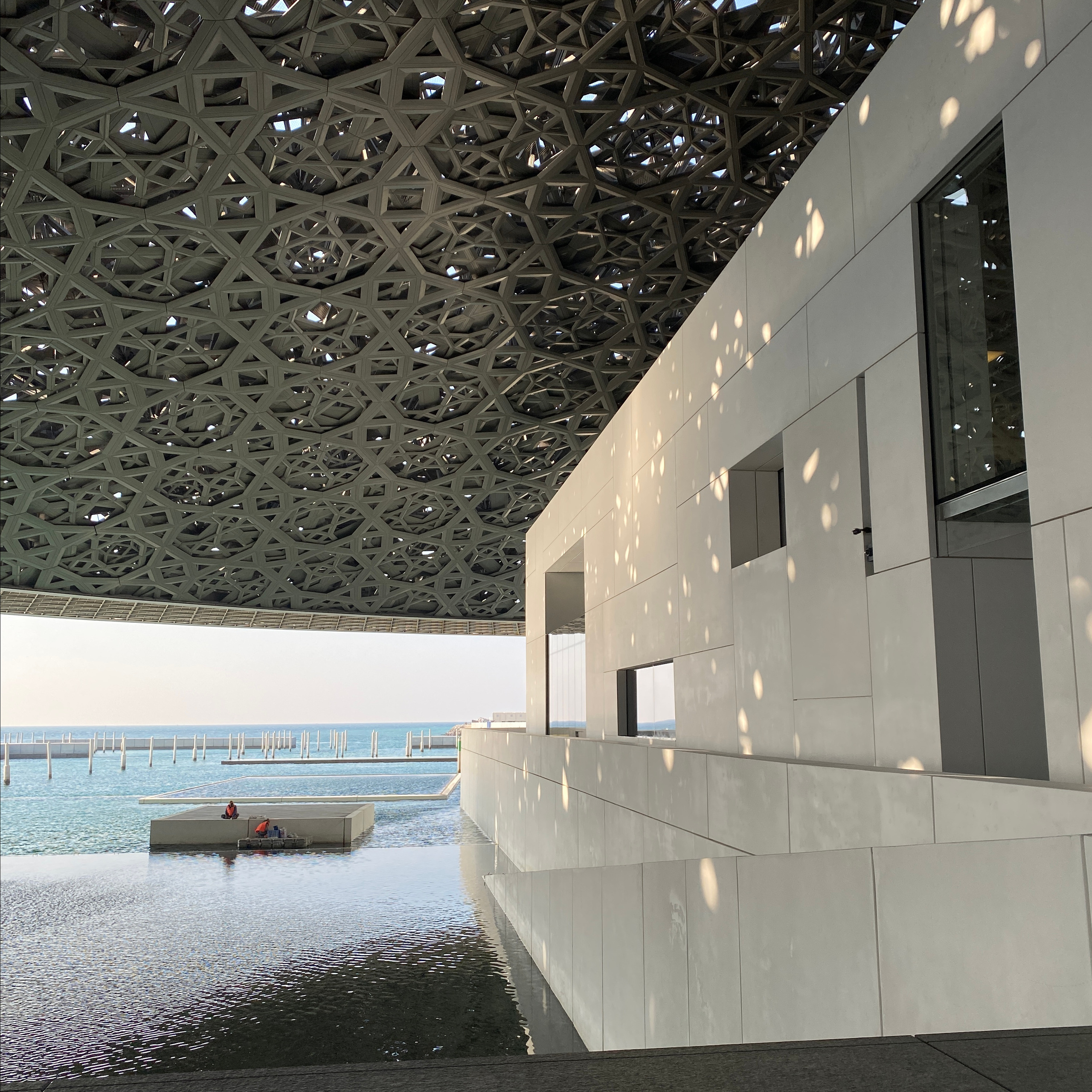 Лувр Абу-Даби