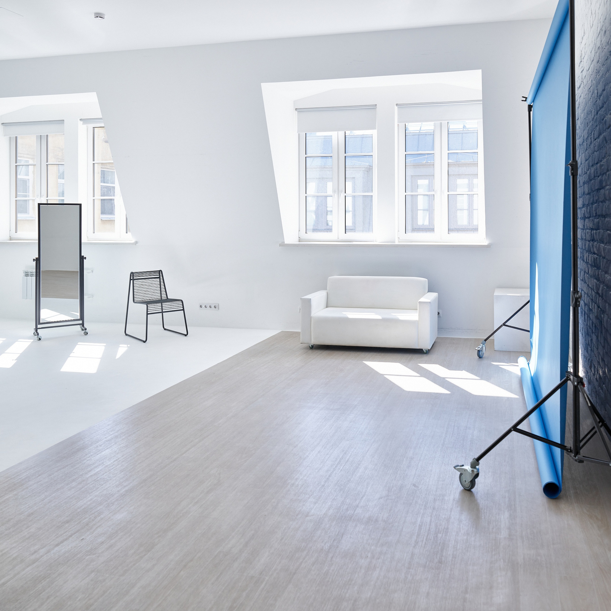 STATE — зал CIRCLE