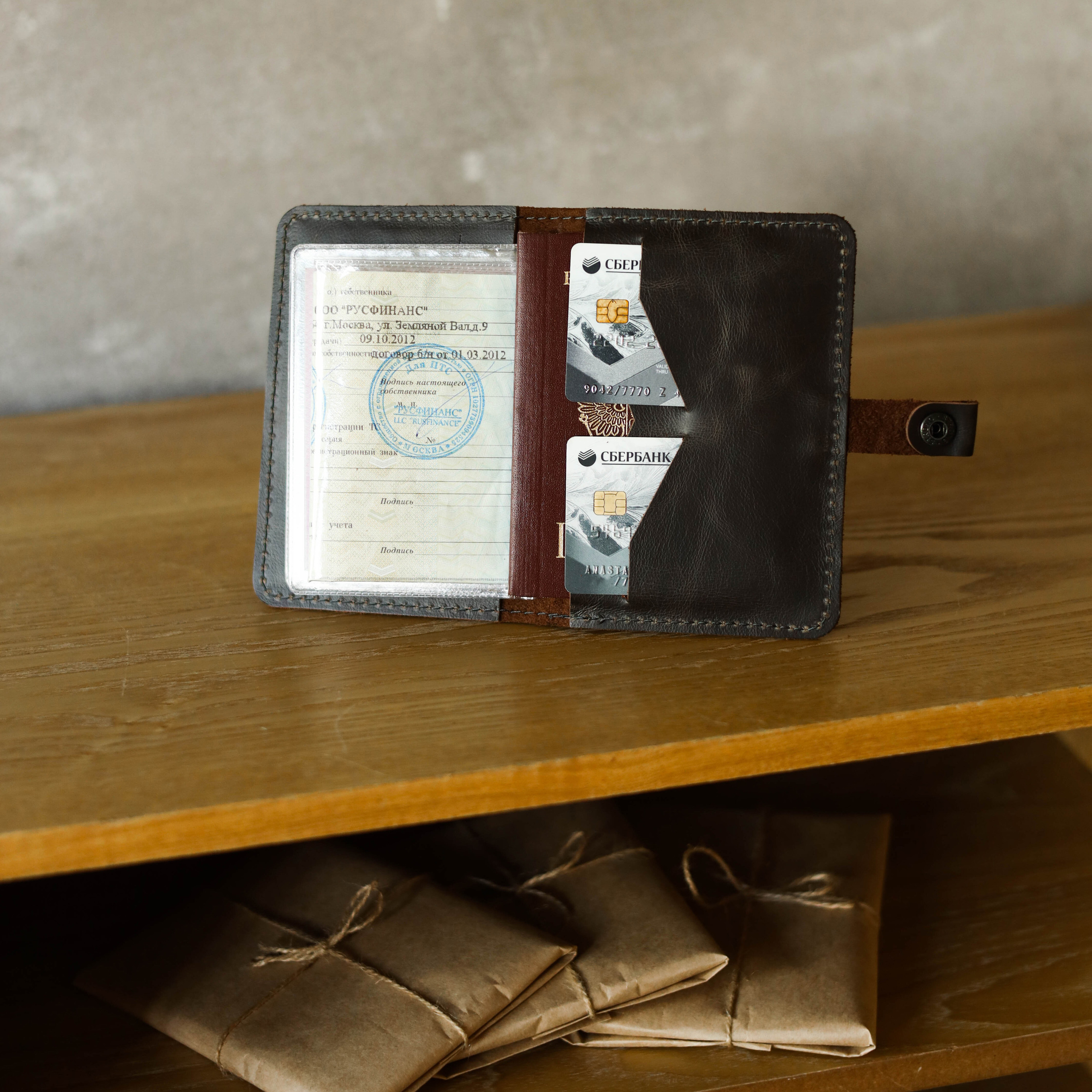 Предметное фото аксессуаров - ваш стиль, выраженный в мельчайших деталях.