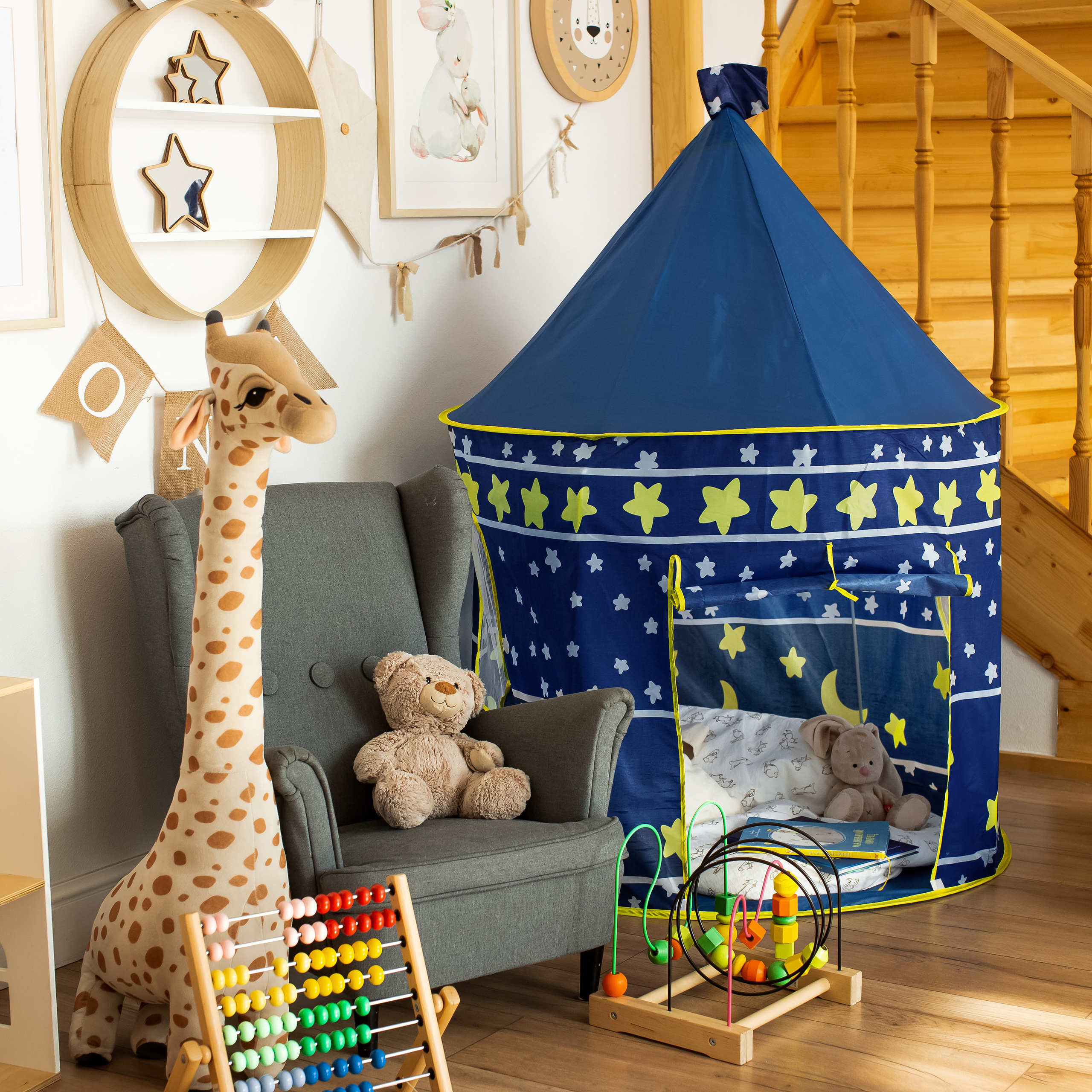 Предметное фото детских товаров - яркие и креативные товары для развития и развлечения вашего ребенка.