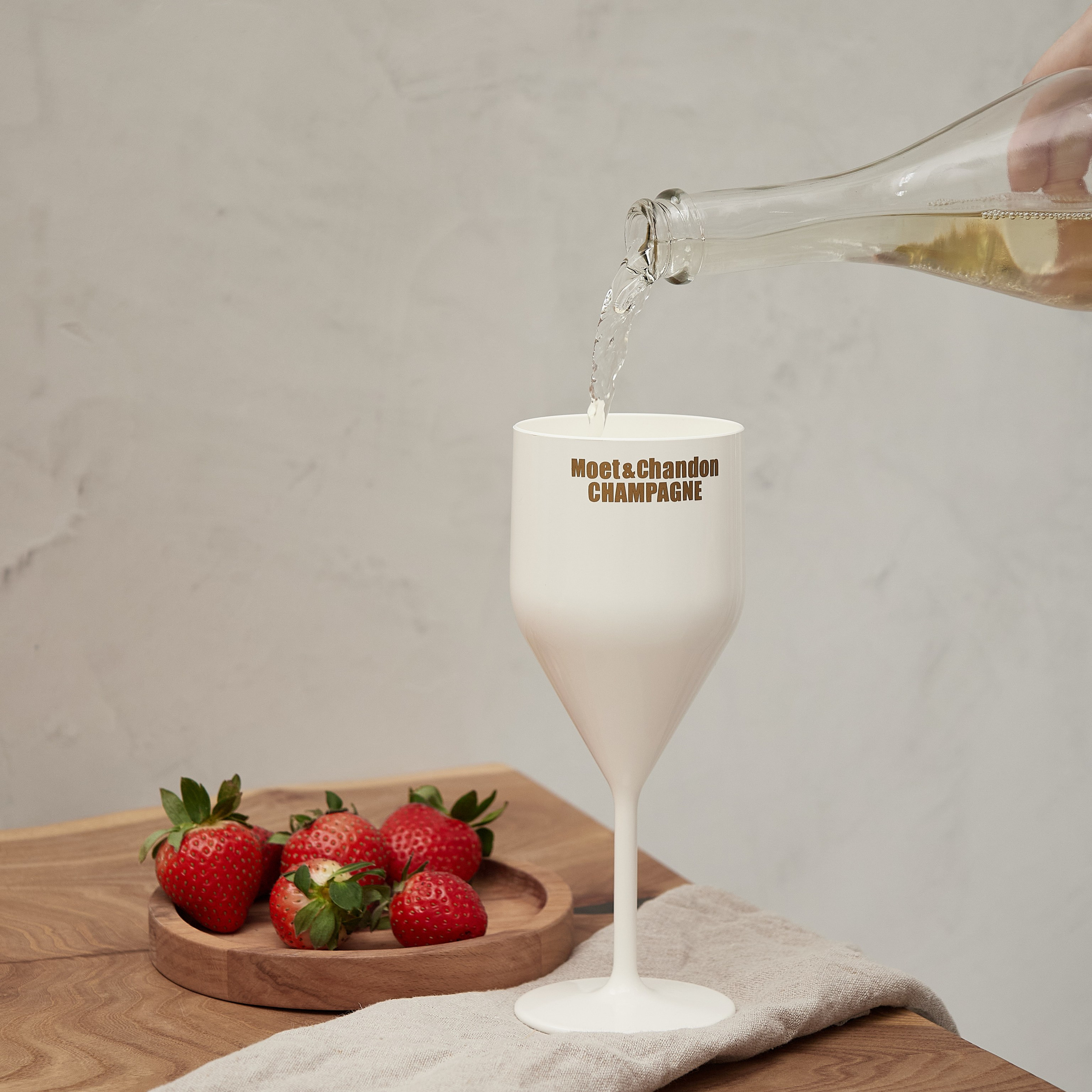 Предметная съёмка посуды — фото для маркетплейсов | Sale Easy