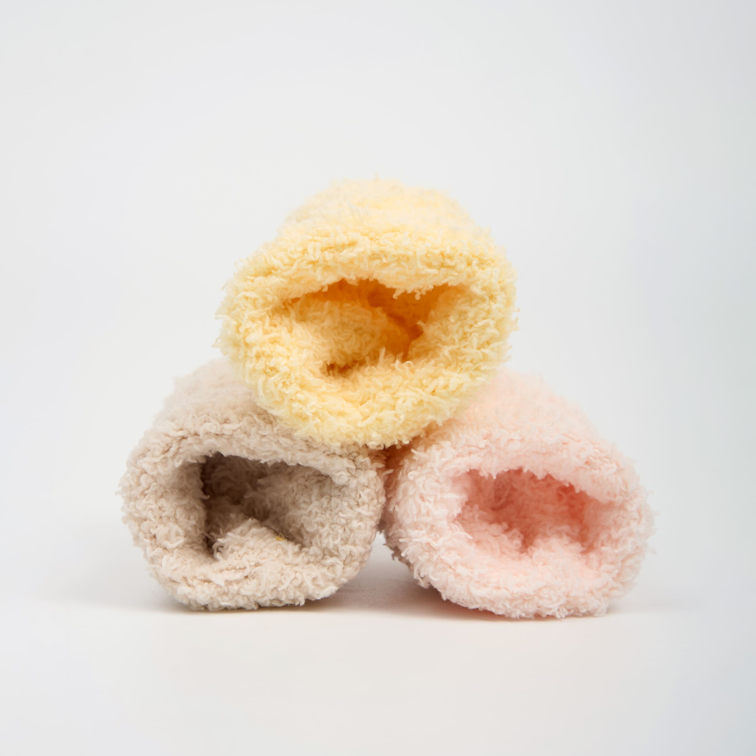 Предметная съёмка носков и платочков и фото для маркетплейсов