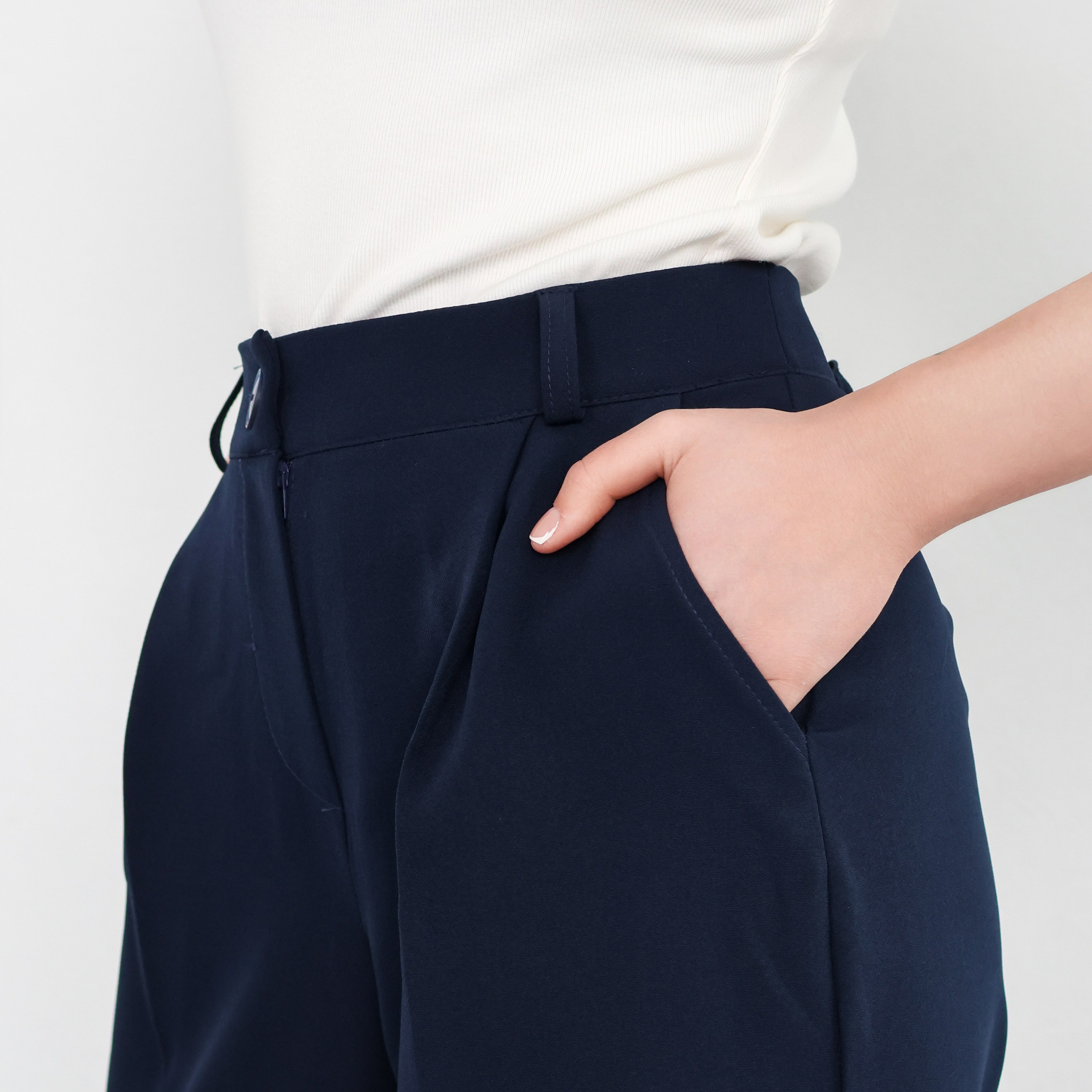 Женская одежда-предметная съемка для маркетплейсов old | Sale Easy