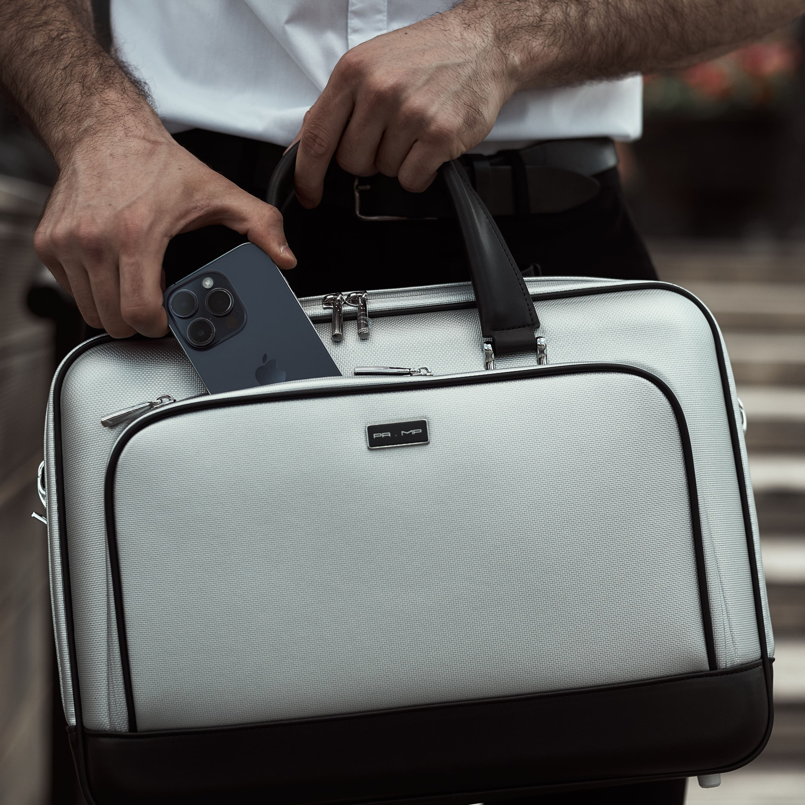 Предметная съёмка сумок- фото для маркетплейсов | Sale Easy