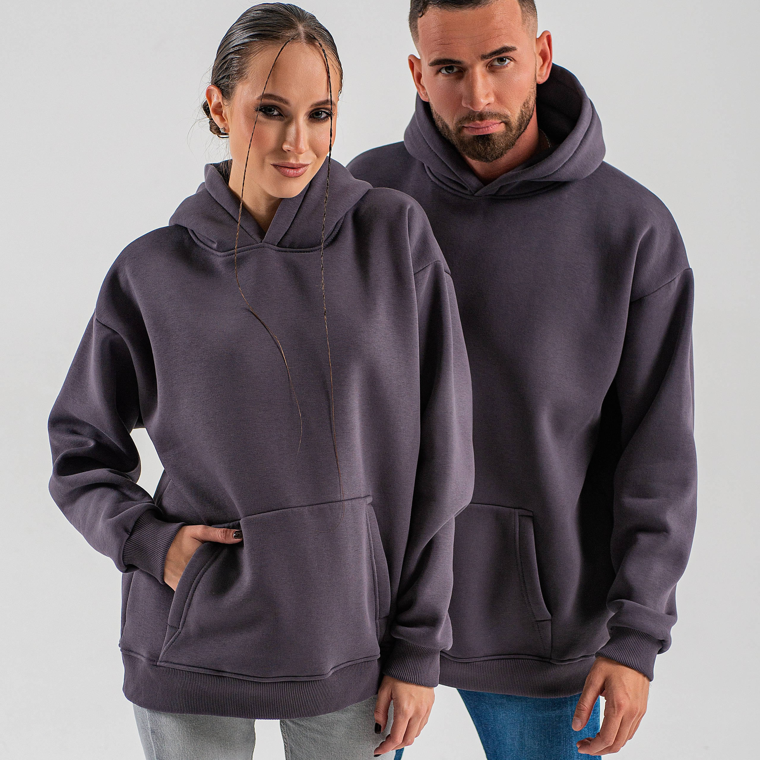 Предметное фото - современная мужская одежда.